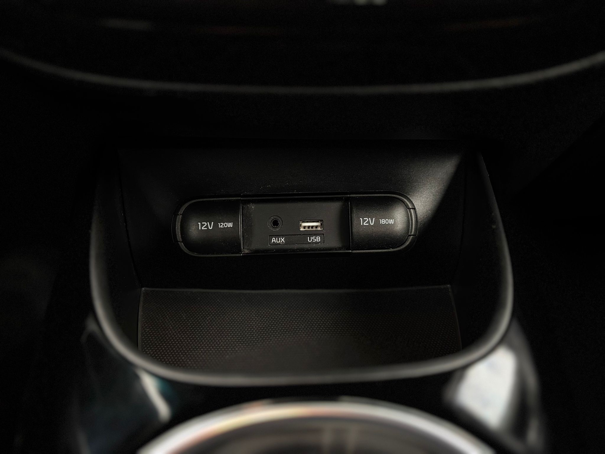 /canwestautoinc/2018-Kia-Soul-2158821055173612.jpg