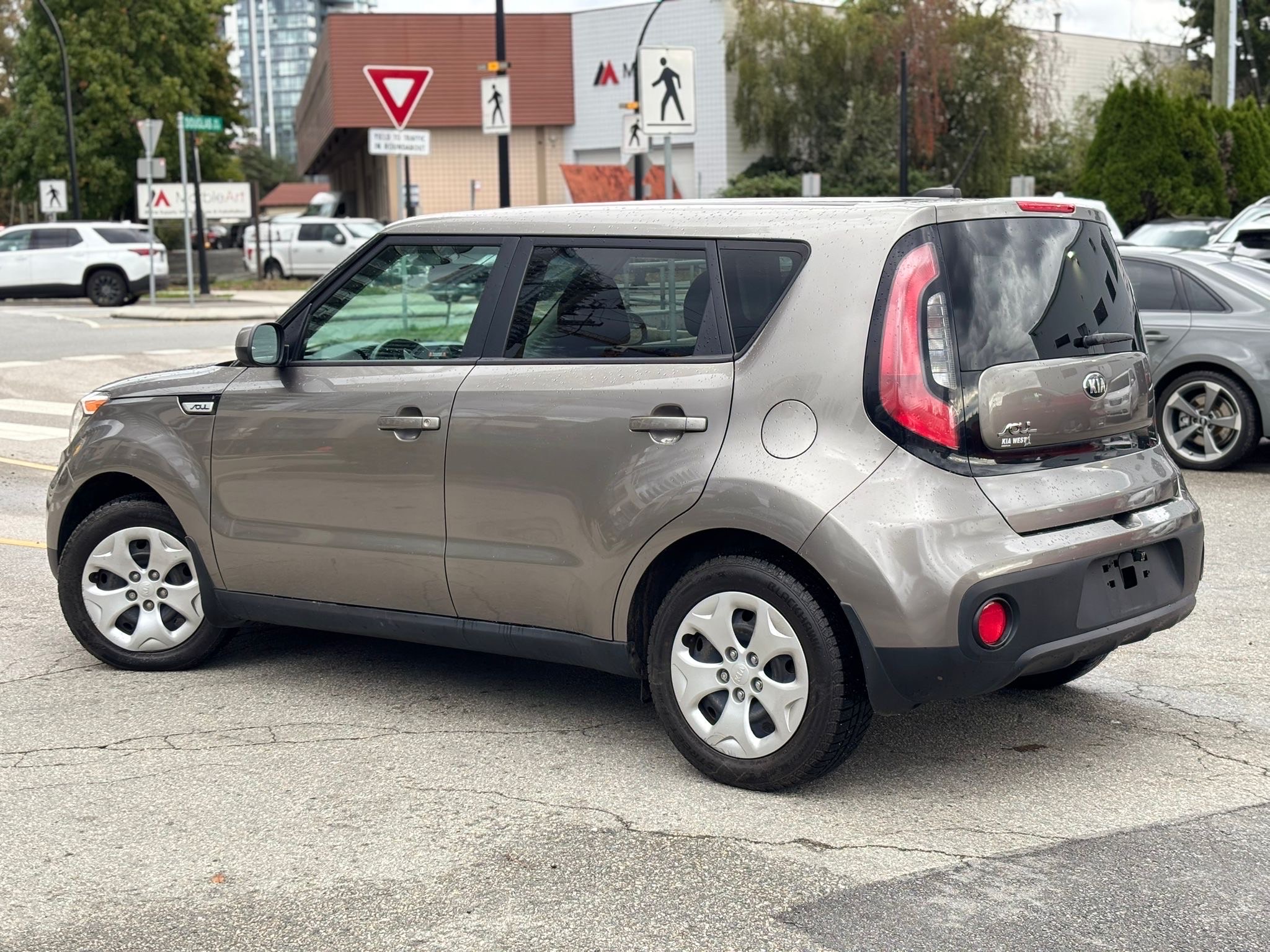 /canwestautoinc/2018-Kia-Soul-7840621797518161.jpg