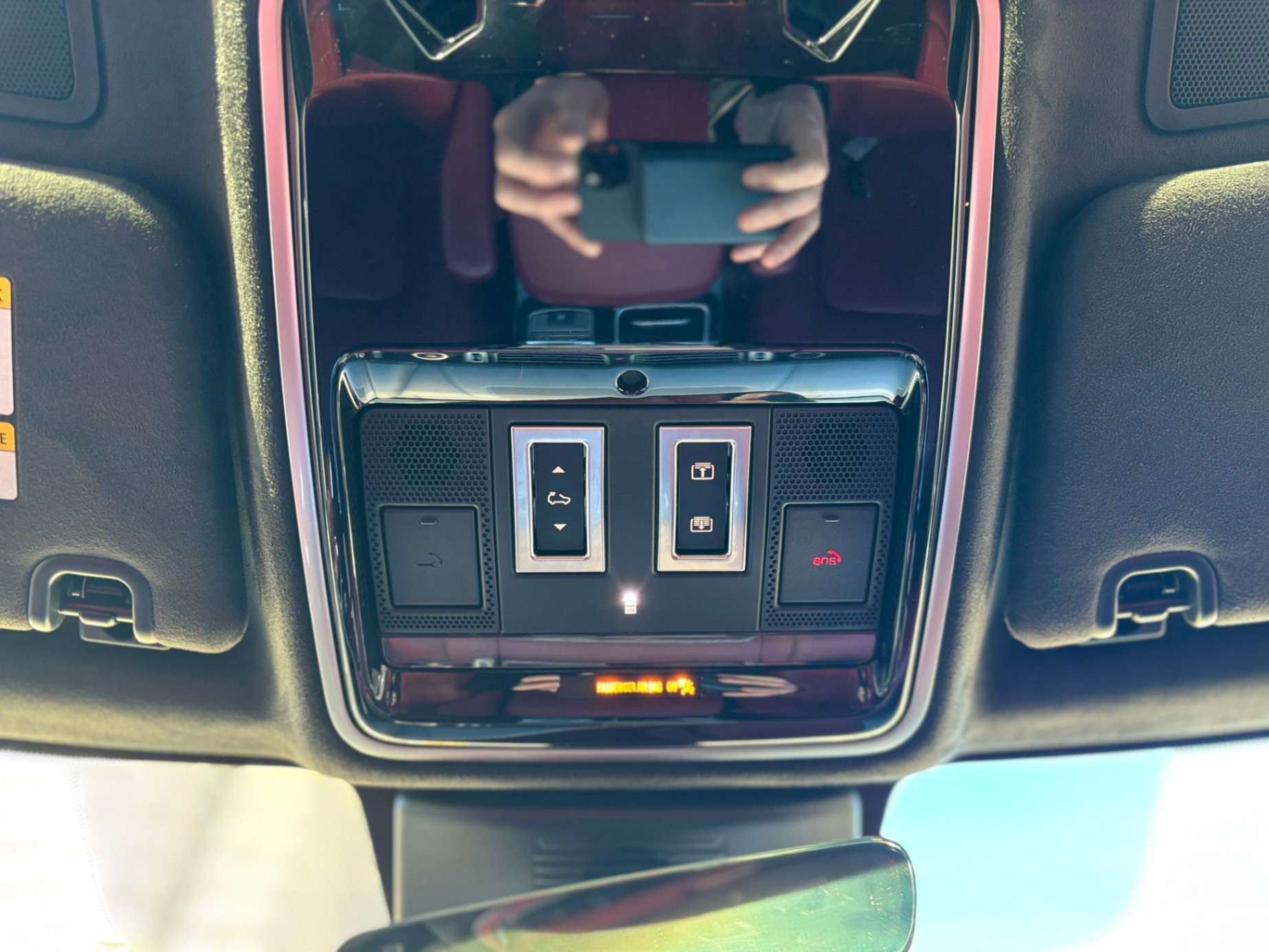 /canwestautoinc/2018-LandRover-RangeRover-47518850275714275.jpg
