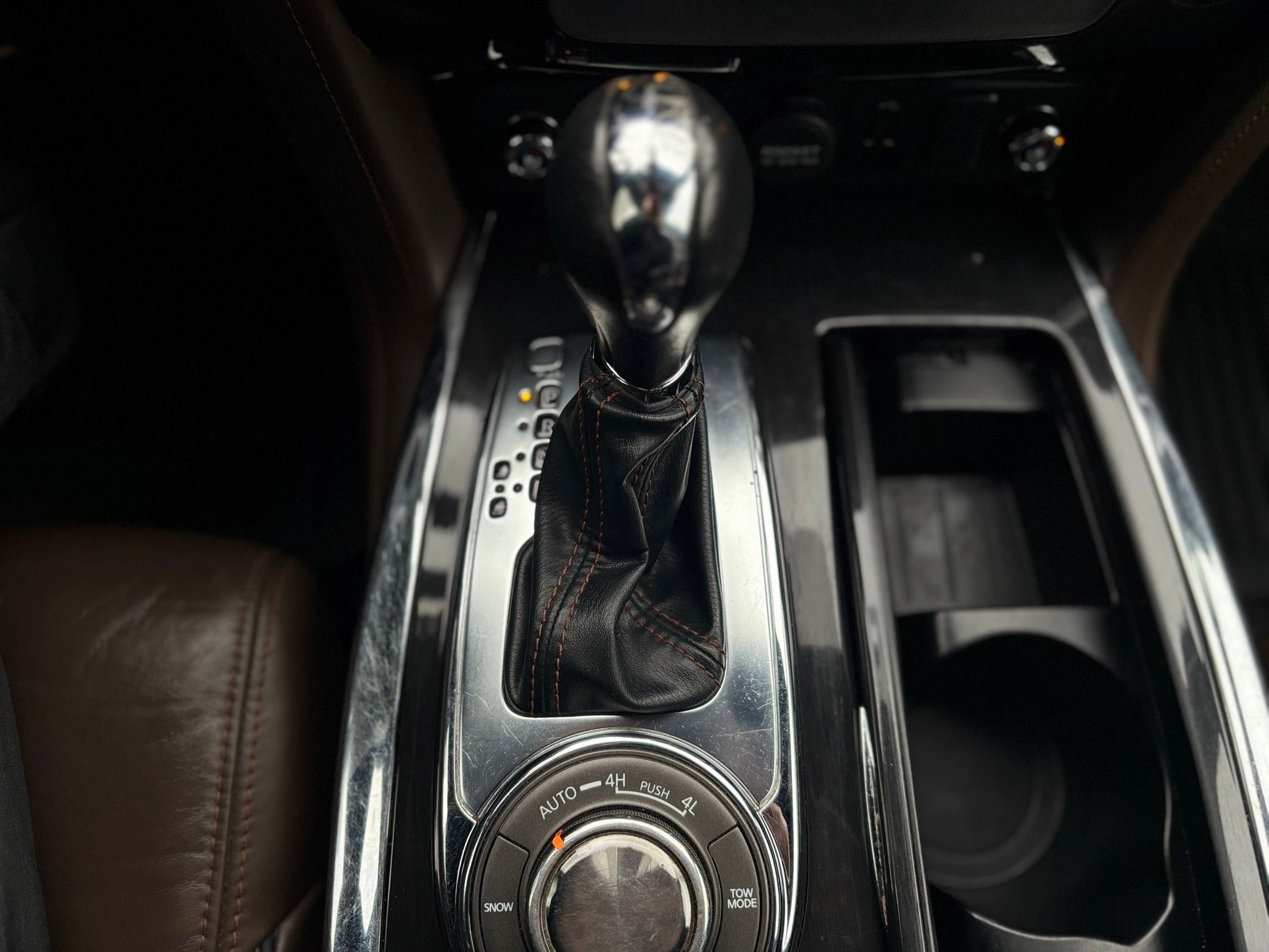 /canwestautoinc/2018-Nissan-Armada-18135416283325512.jpg