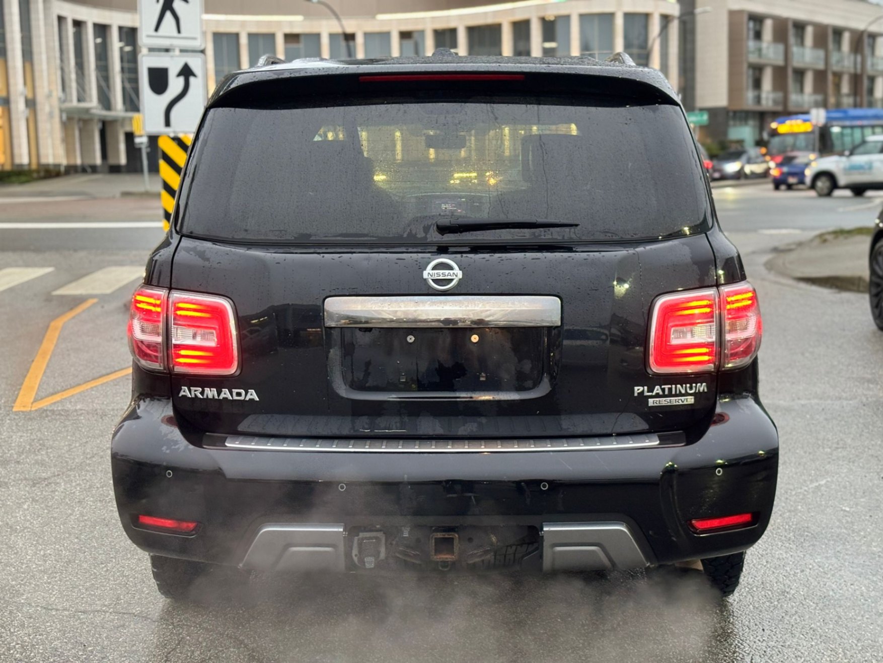/canwestautoinc/2018-Nissan-Armada-6924194666489021.jpg