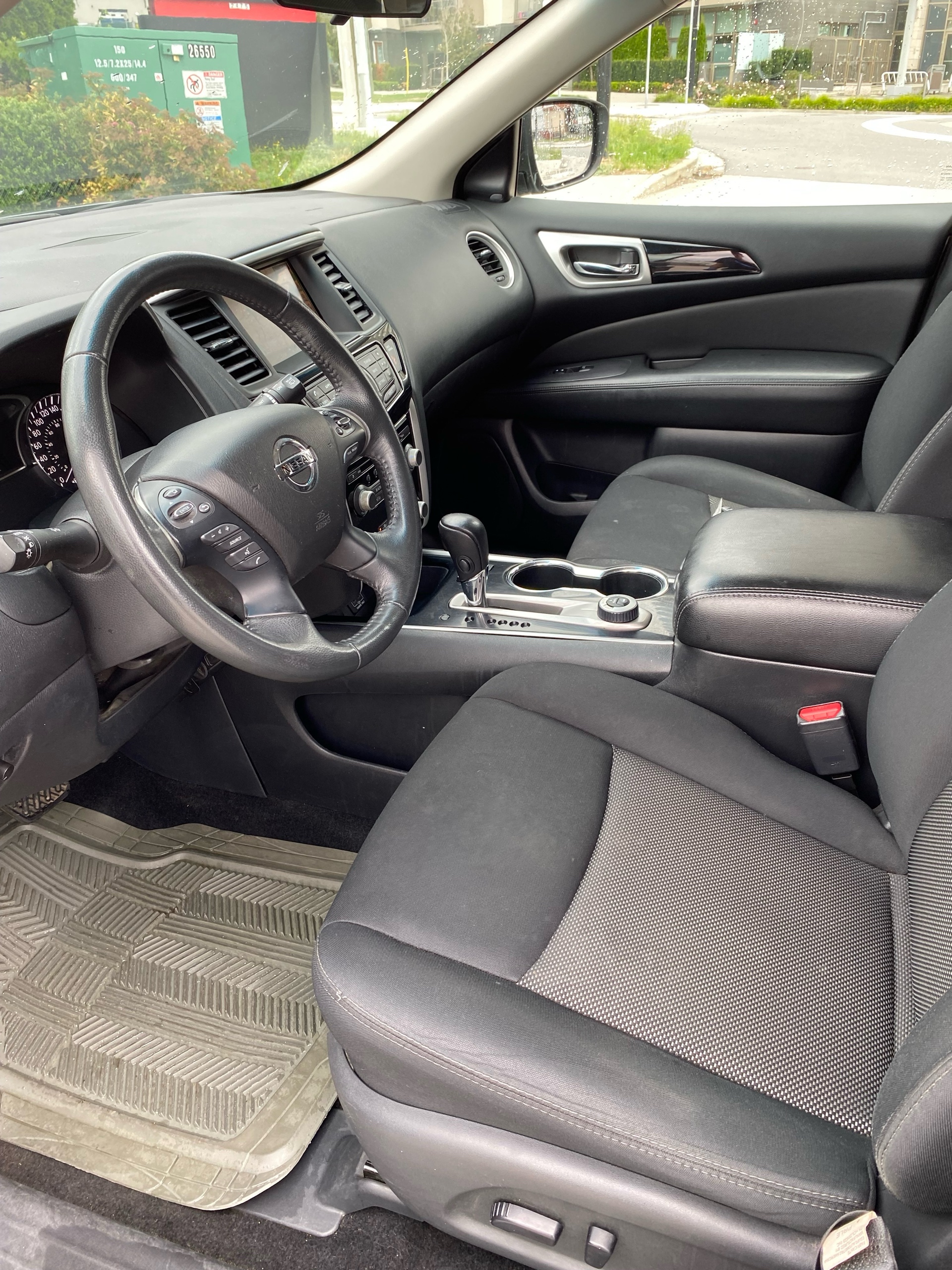 /canwestautoinc/2018-Nissan-Pathfinder-1708730687121367.jpg
