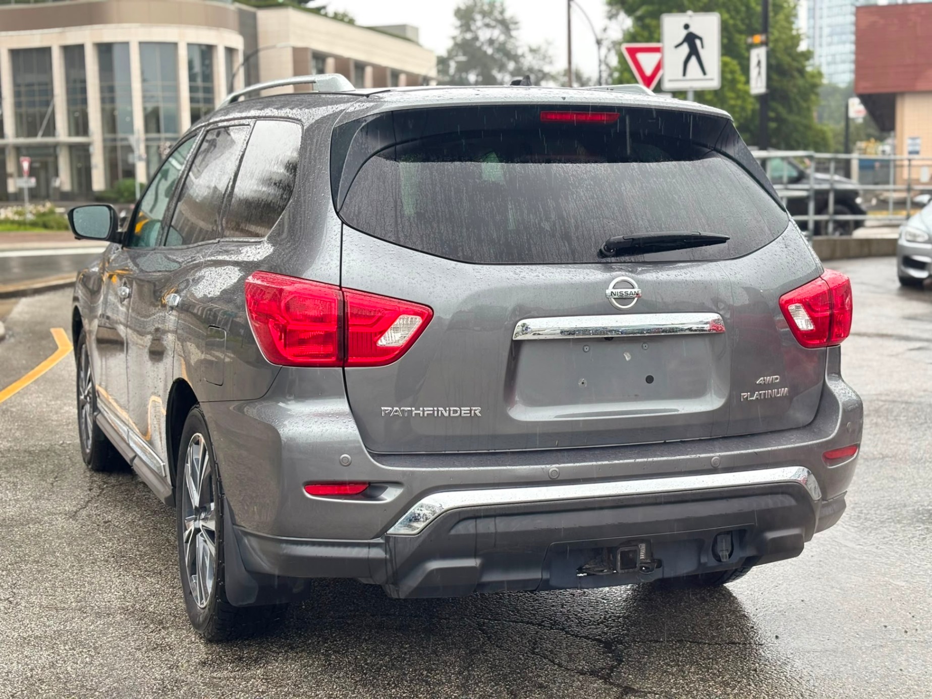 /canwestautoinc/2018-Nissan-Pathfinder-26623124591929215.jpg