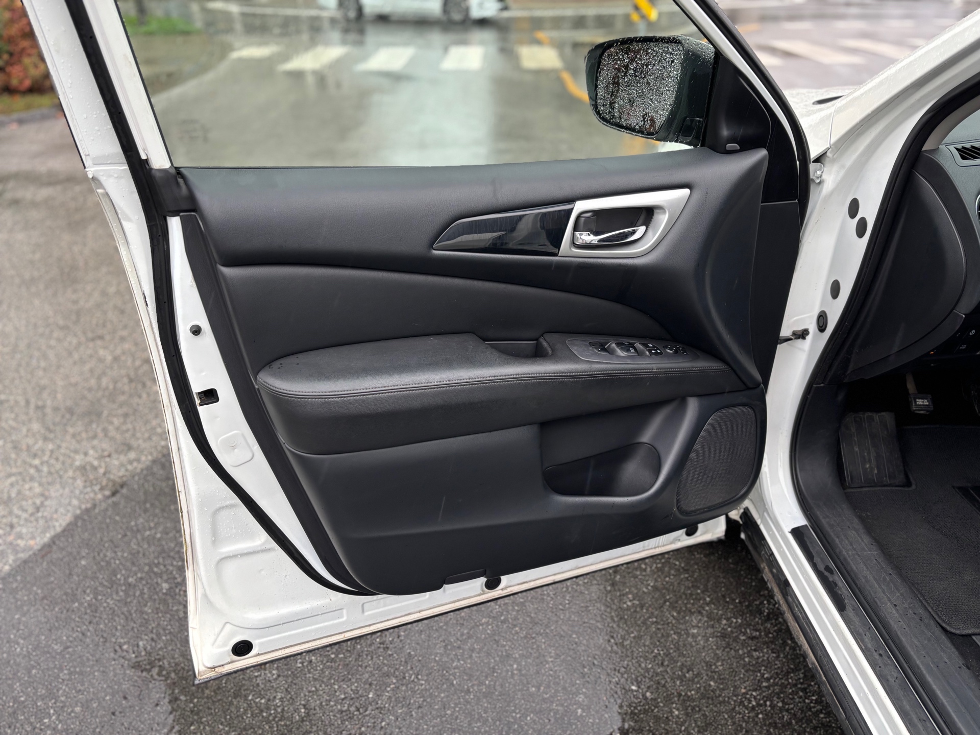 /canwestautoinc/2018-Nissan-Pathfinder-6878730295099416.jpg
