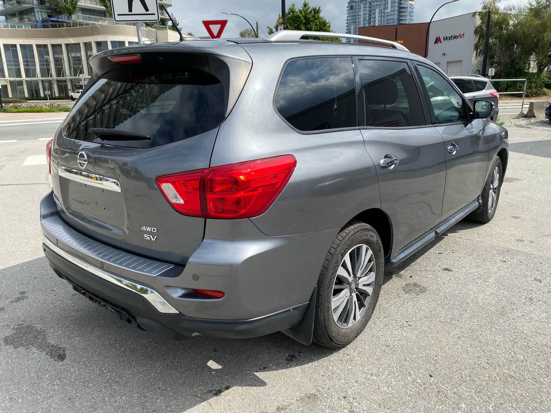 /canwestautoinc/2018-Nissan-Pathfinder-9334200498646805.jpg