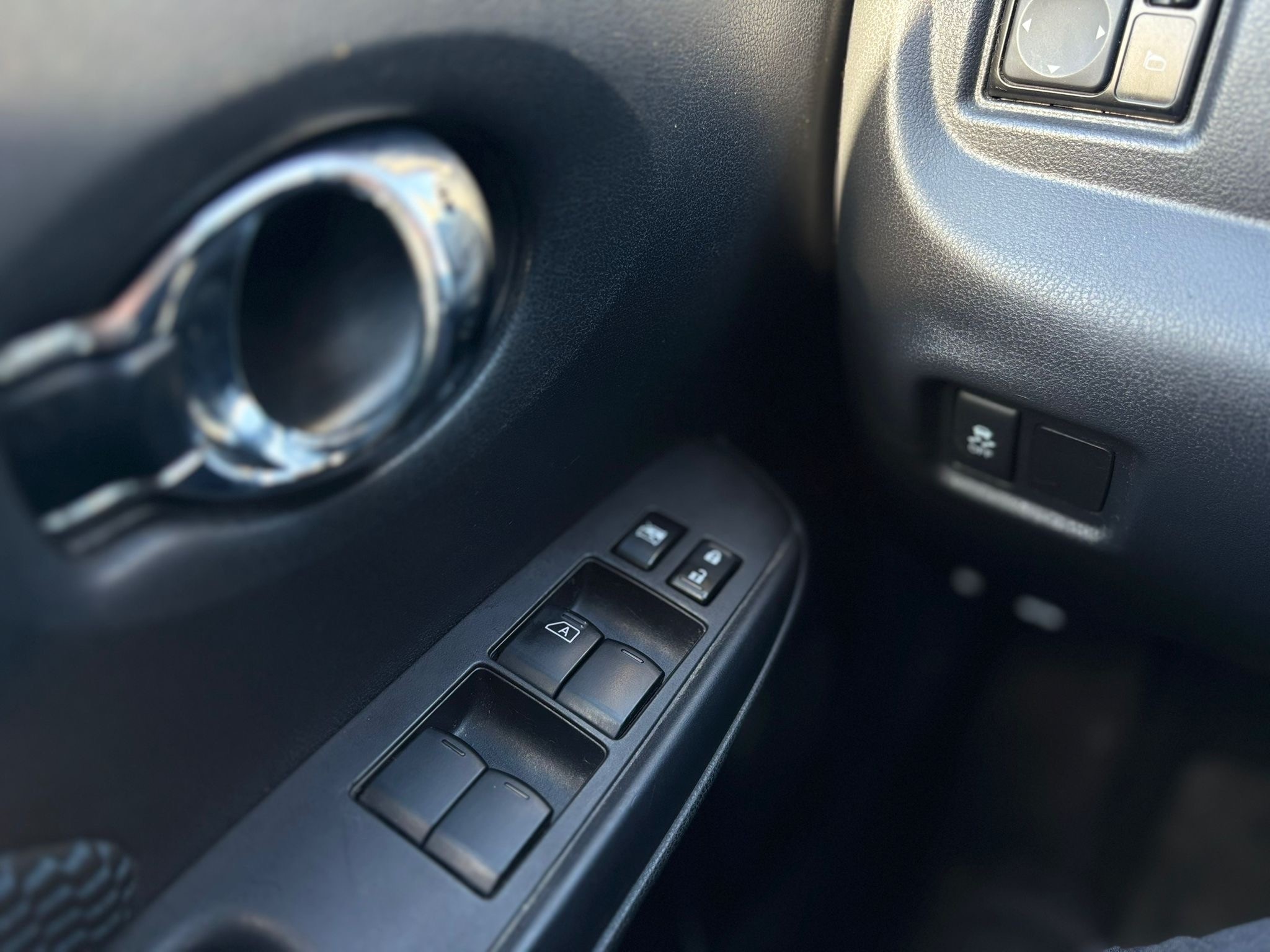 /canwestautoinc/2018-Nissan-VersaNote-3621520319631044.jpg