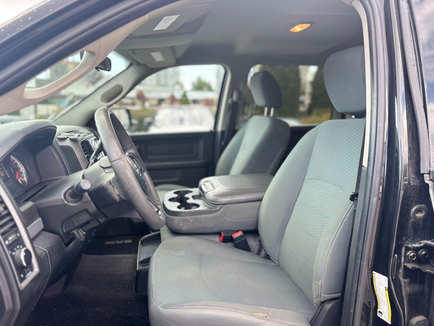 /canwestautoinc/2018-Ram-1500-14414358908317104.jpg
