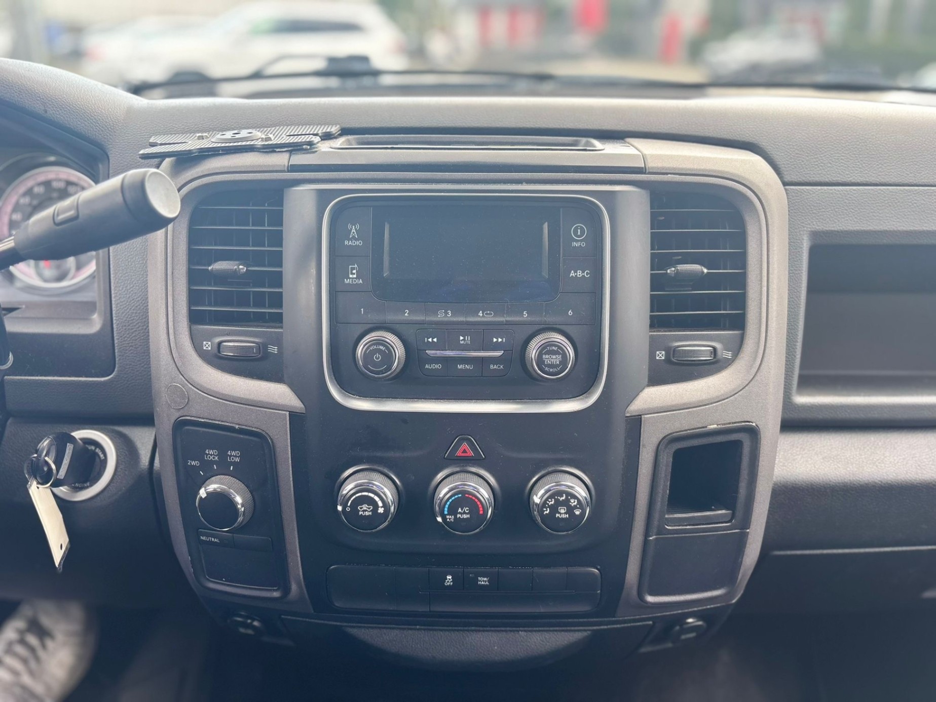 /canwestautoinc/2018-Ram-1500-31859762852924334.jpg