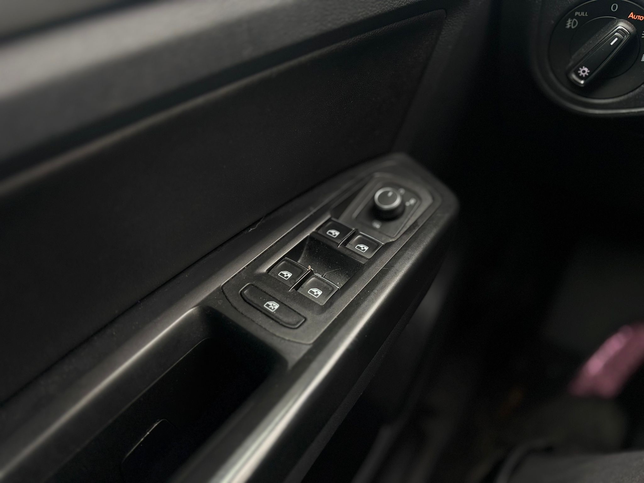 /canwestautoinc/2018-Volkswagen-Atlas-7987420984114784.jpg
