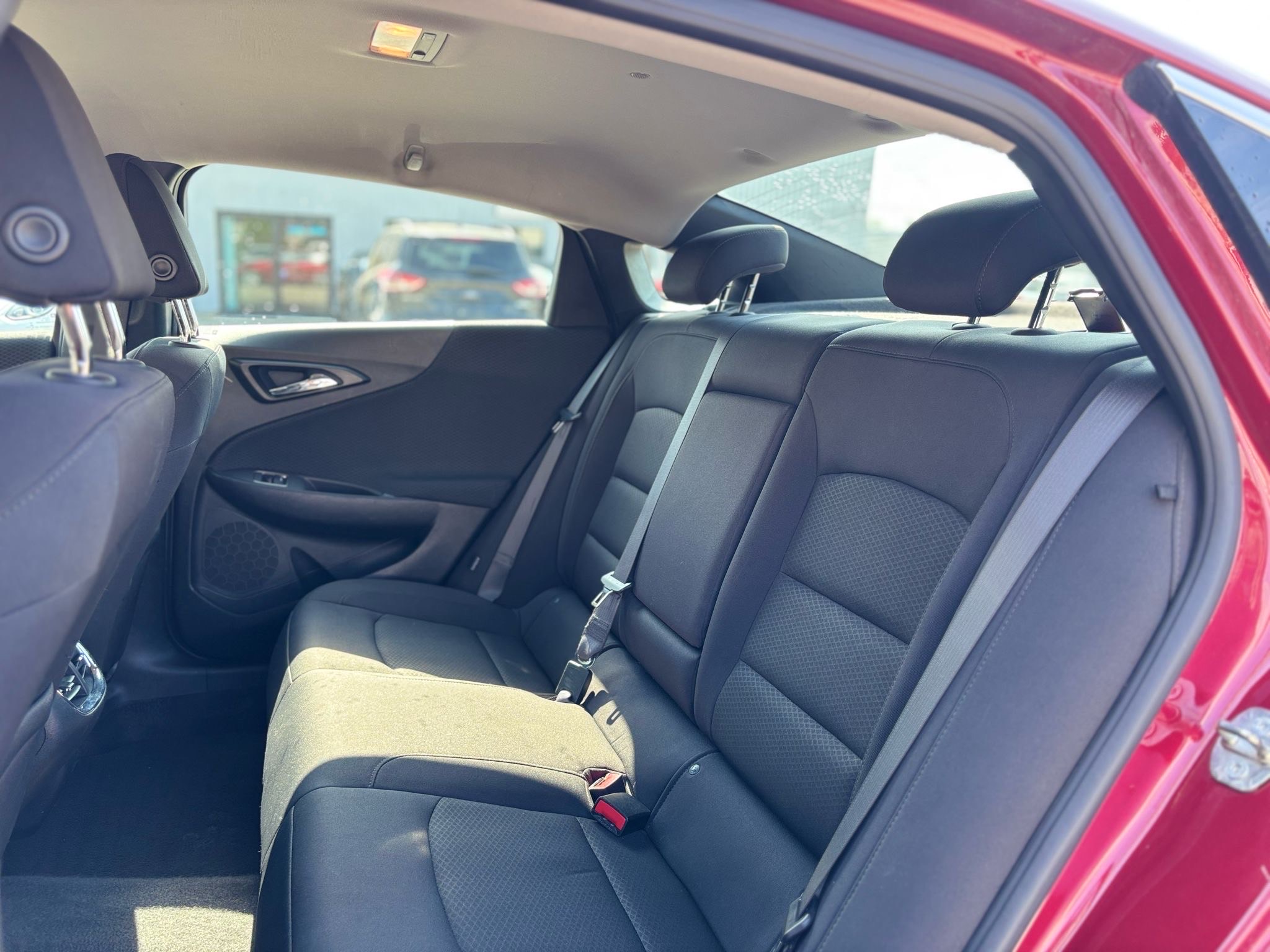 /canwestautoinc/2019-Chevrolet-Malibu-11372542127593843.jpg