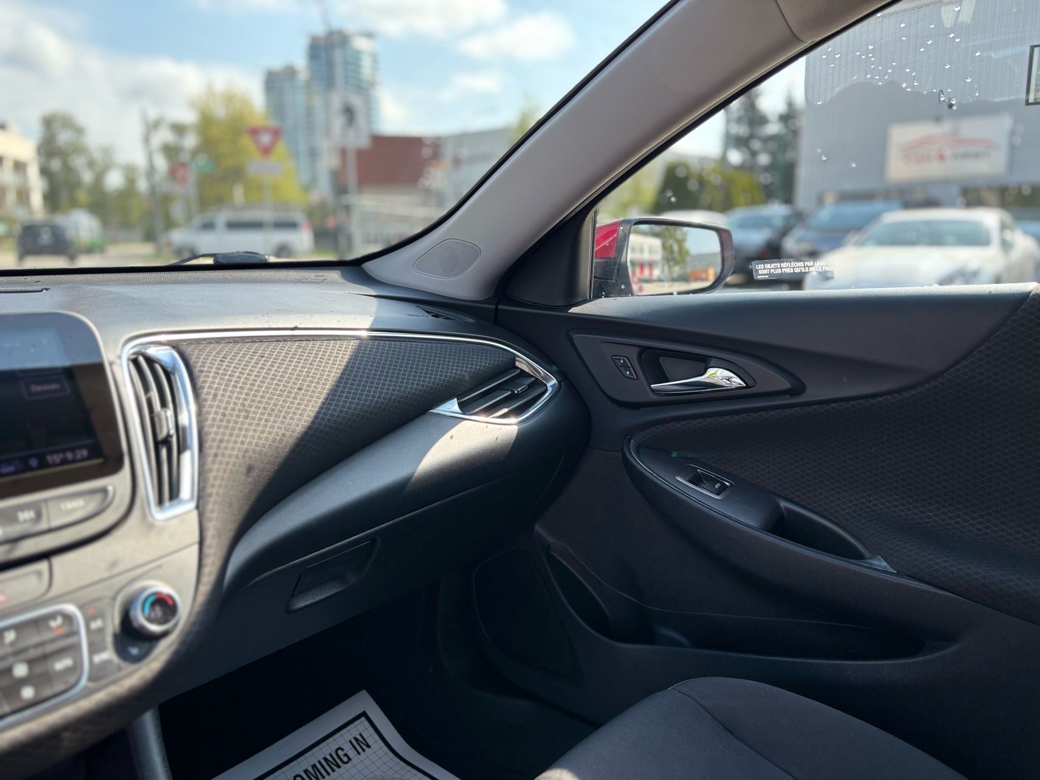 /canwestautoinc/2019-Chevrolet-Malibu-2961431084013282.jpg
