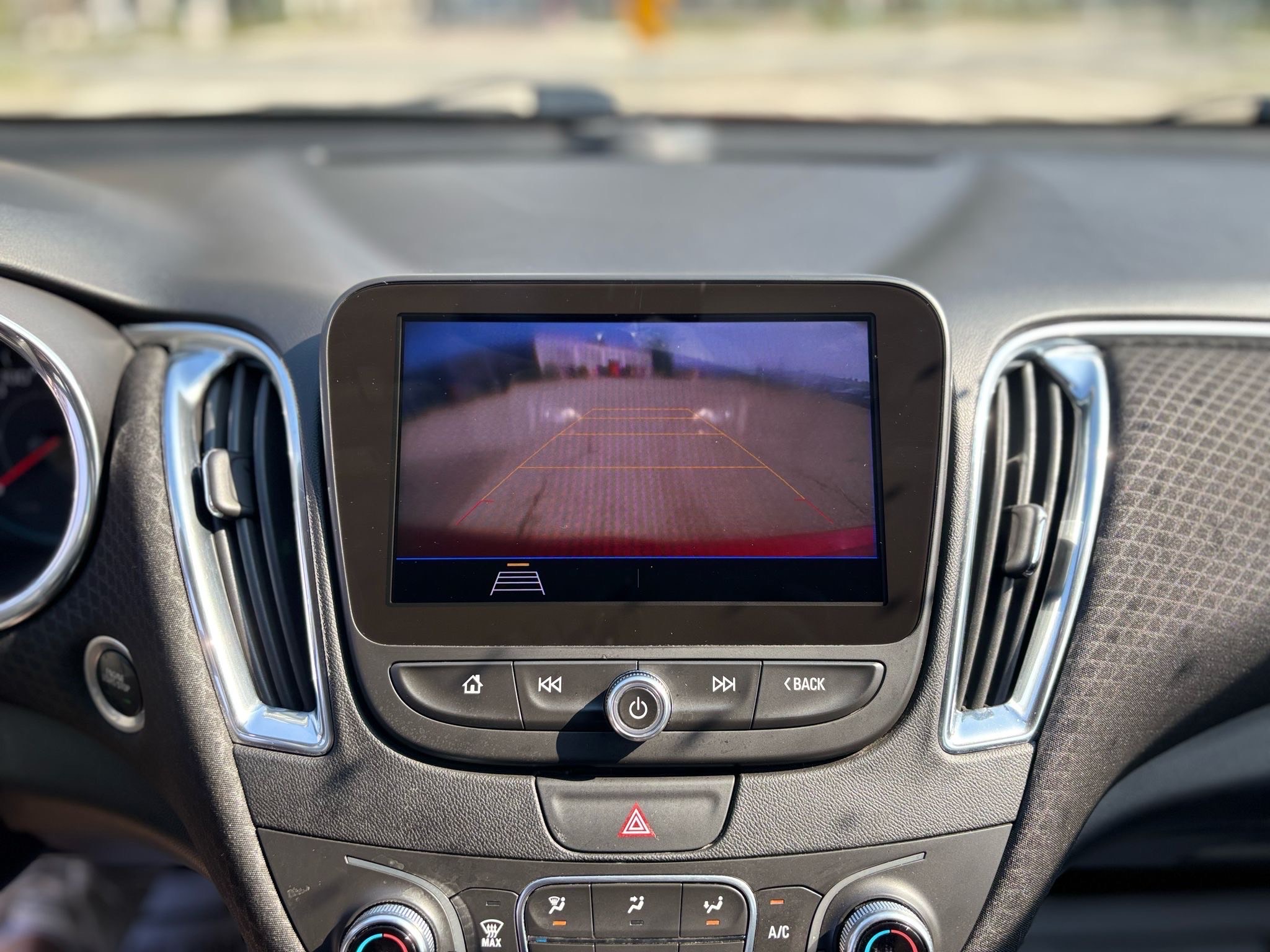 /canwestautoinc/2019-Chevrolet-Malibu-9464260204892878.jpg