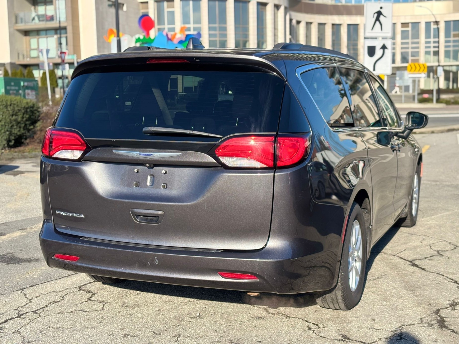 /canwestautoinc/2019-Chrysler-Pacifica-20350212593439143.jpg
