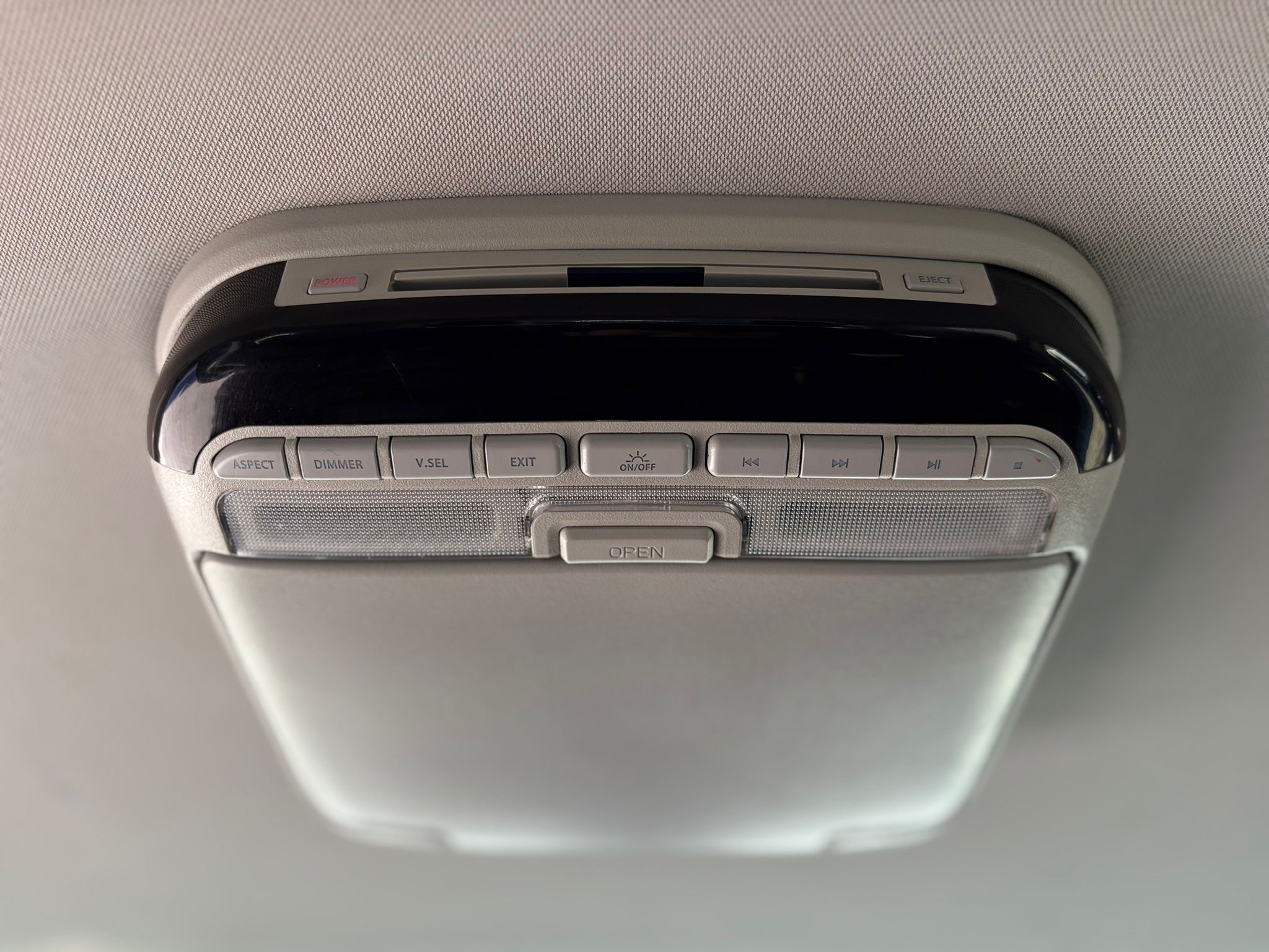 /canwestautoinc/2019-Chrysler-Pacifica-7274706836090508.jpg