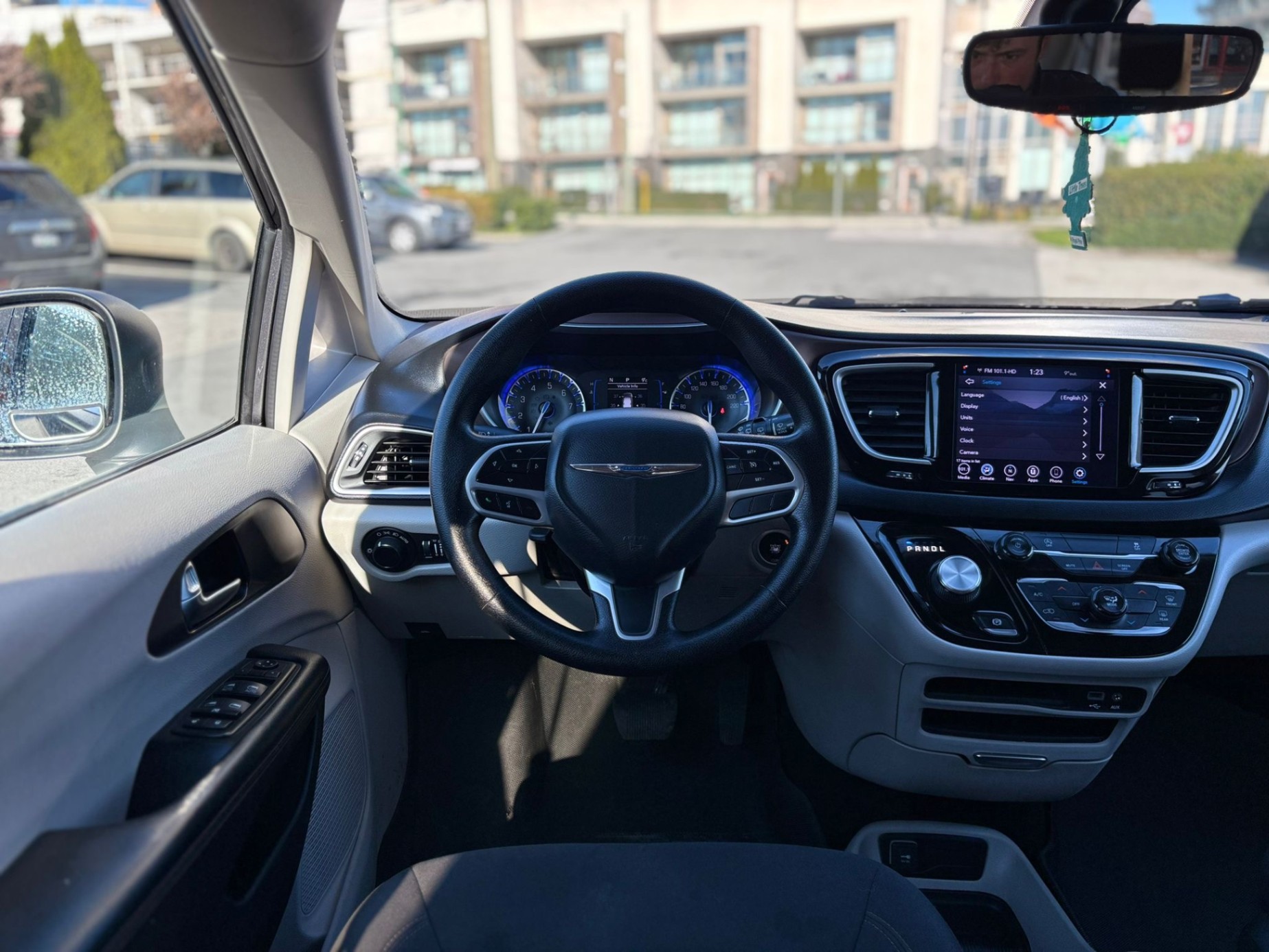/canwestautoinc/2019-Chrysler-Pacifica-9181551659684675.jpg