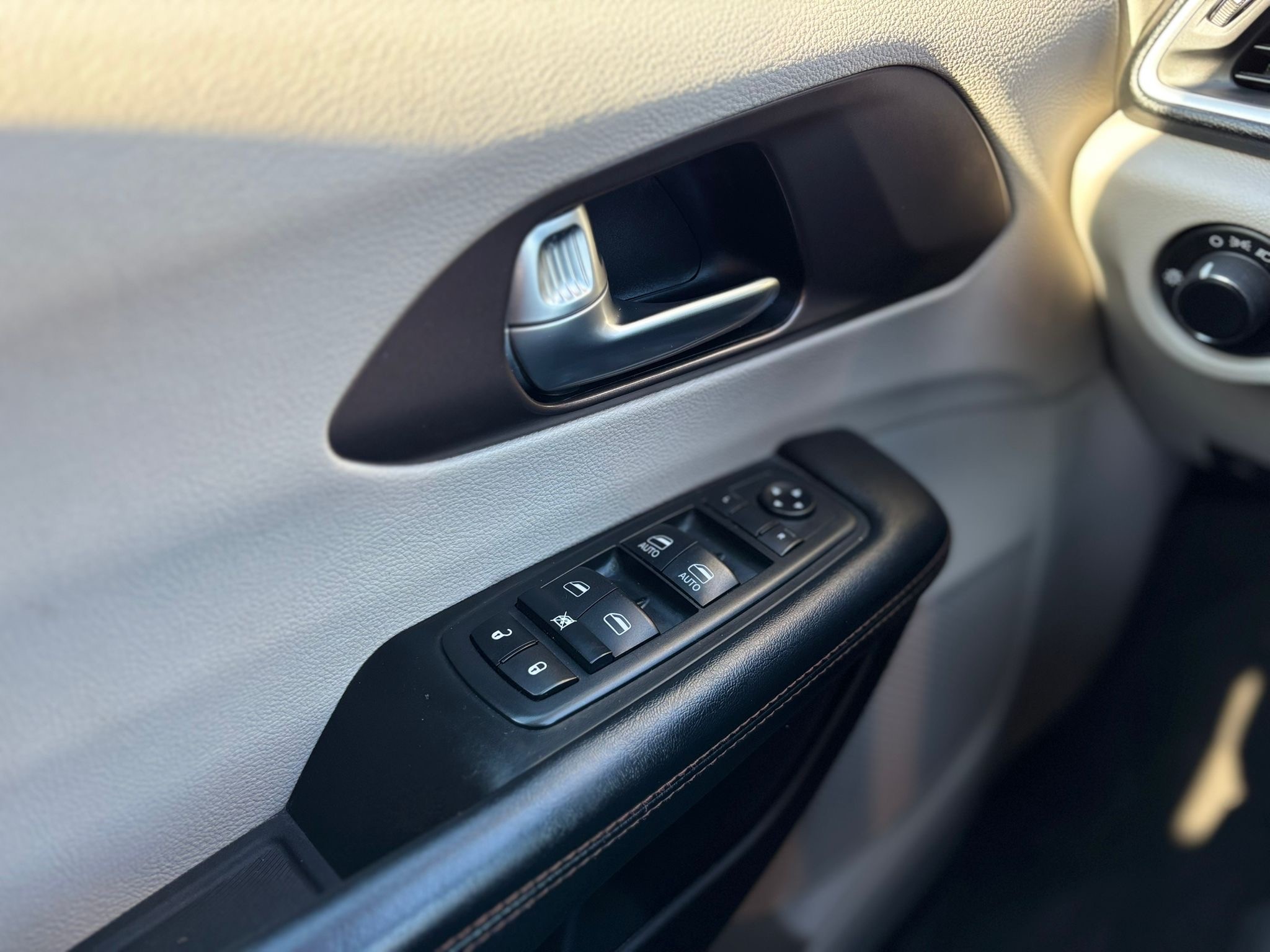 /canwestautoinc/2019-Chrysler-Pacifica-981126390812342.jpg