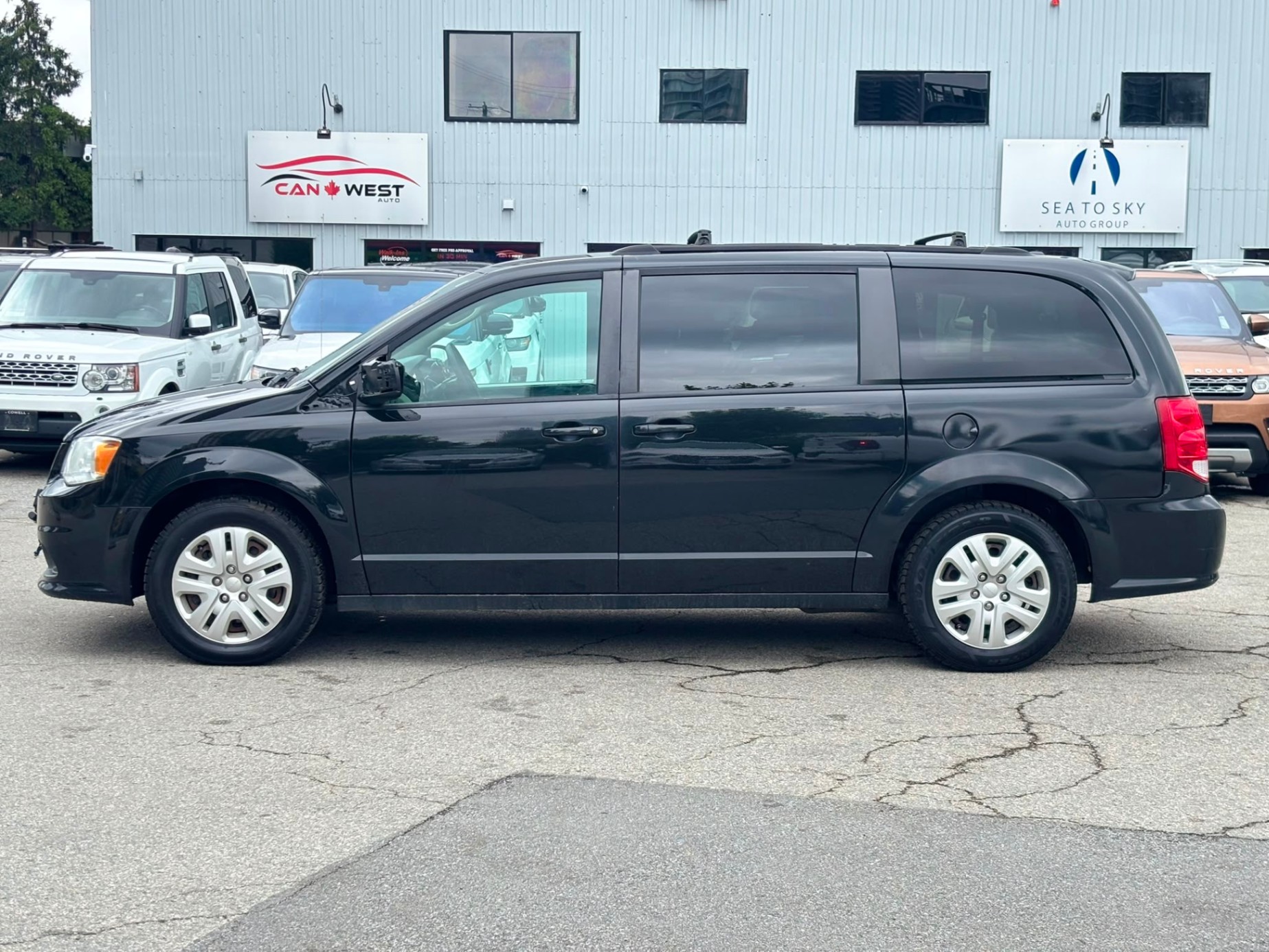 /canwestautoinc/2019-Dodge-GrandCaravan-3432782985917484.jpg