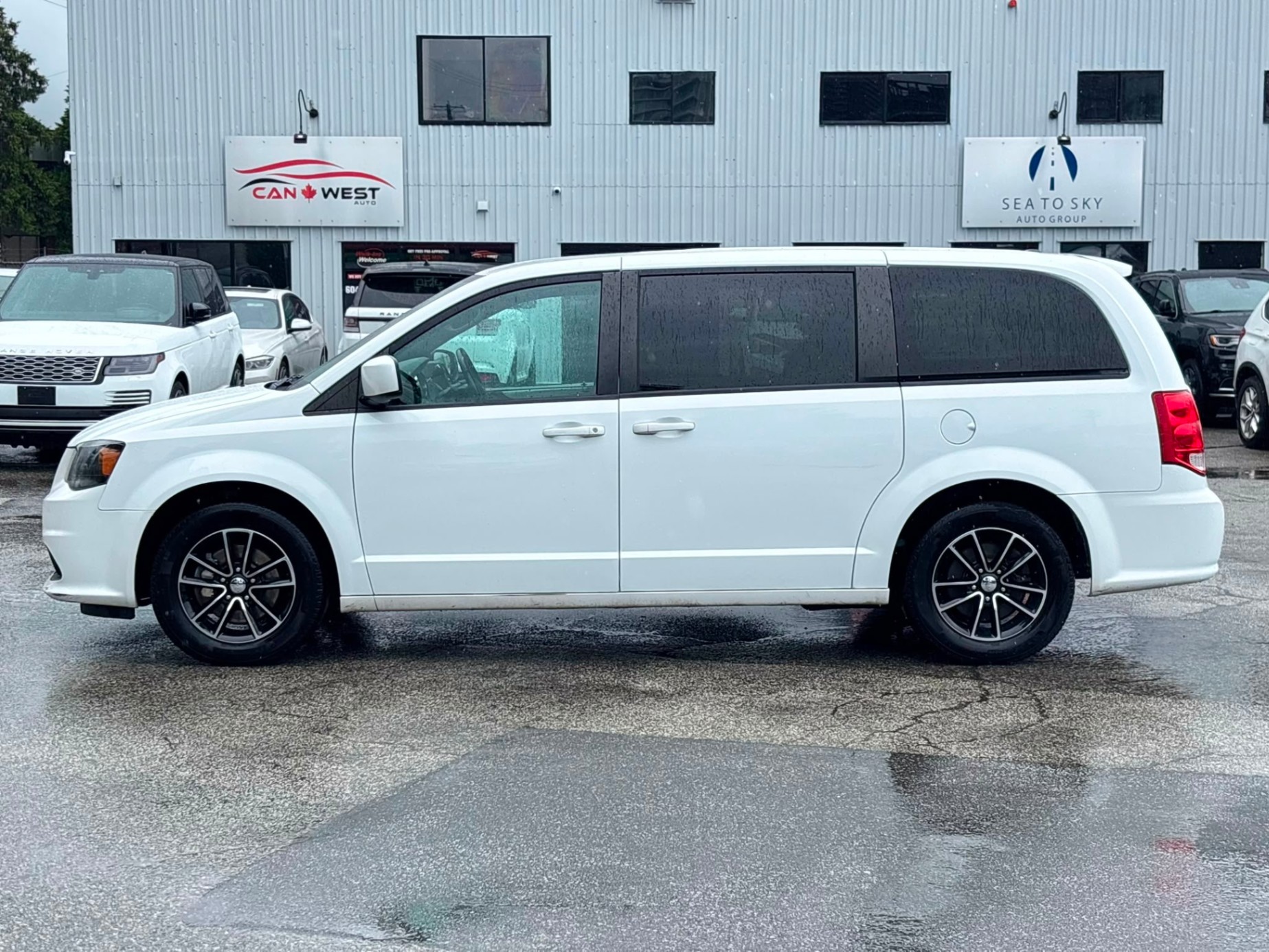 /canwestautoinc/2019-Dodge-GrandCaravan-45936607261831286.jpg