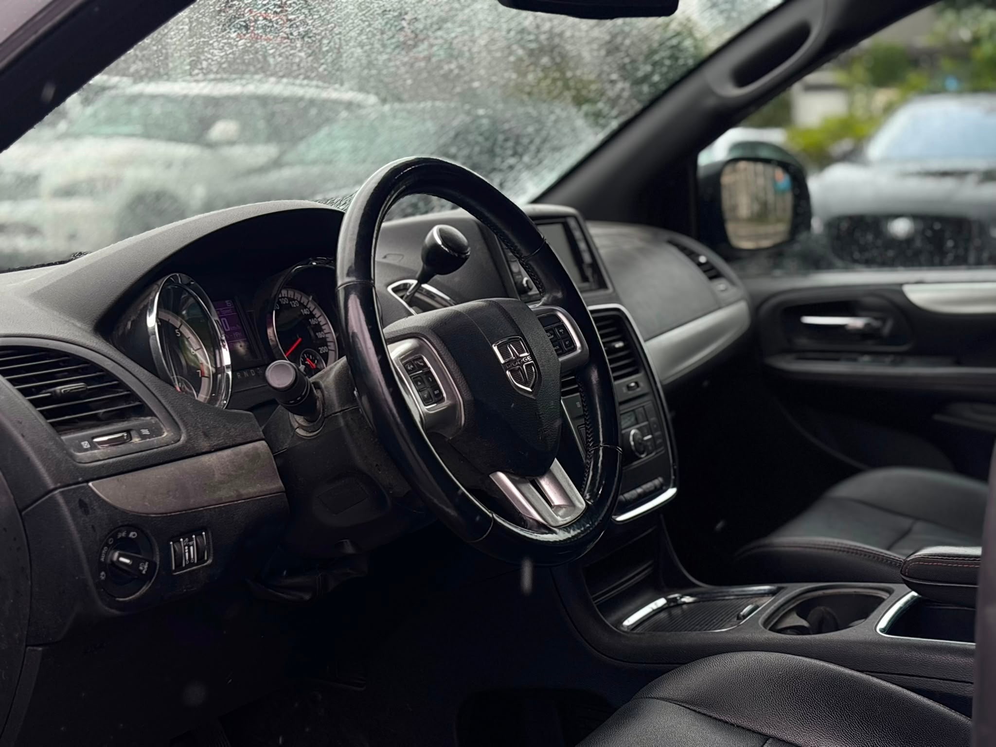 /canwestautoinc/2019-Dodge-GrandCaravan-54500212940975.jpg