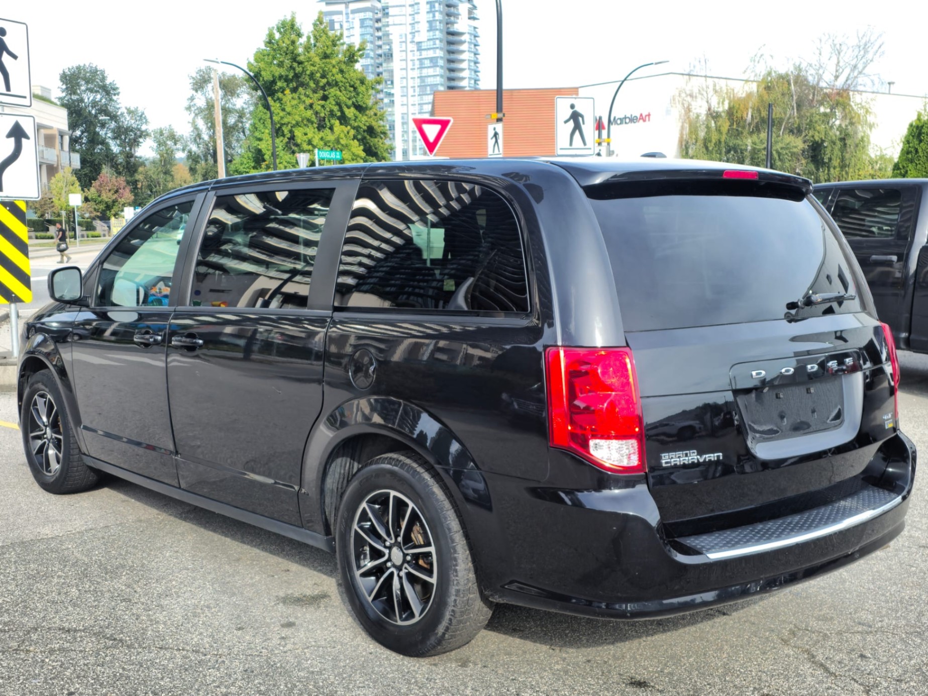 /canwestautoinc/2019-Dodge-GrandCaravan-574737755837343.jpg