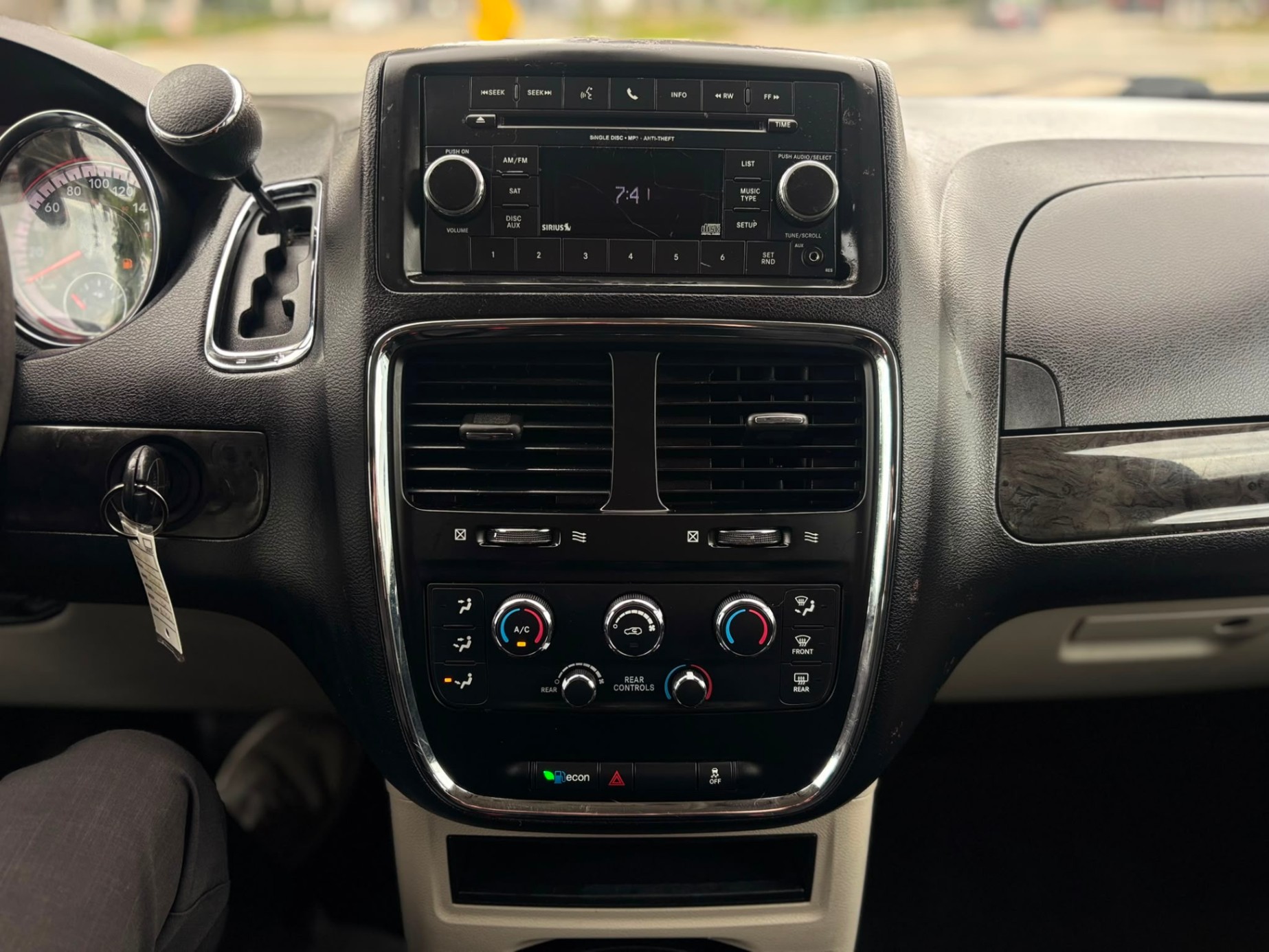 /canwestautoinc/2019-Dodge-GrandCaravan-8690986343931353.jpg
