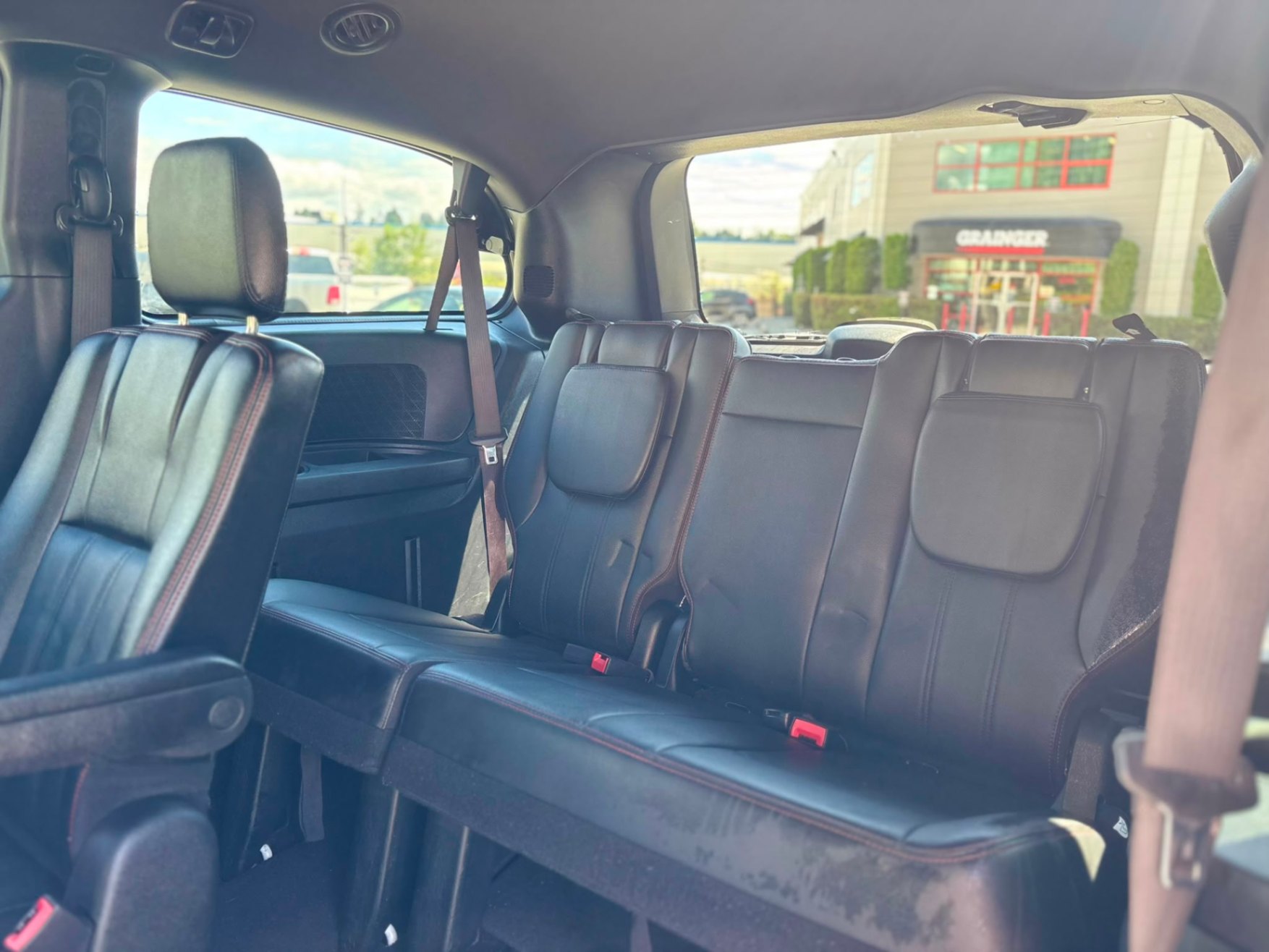 /canwestautoinc/2019-Dodge-GrandCaravan-8906243973615879.jpg