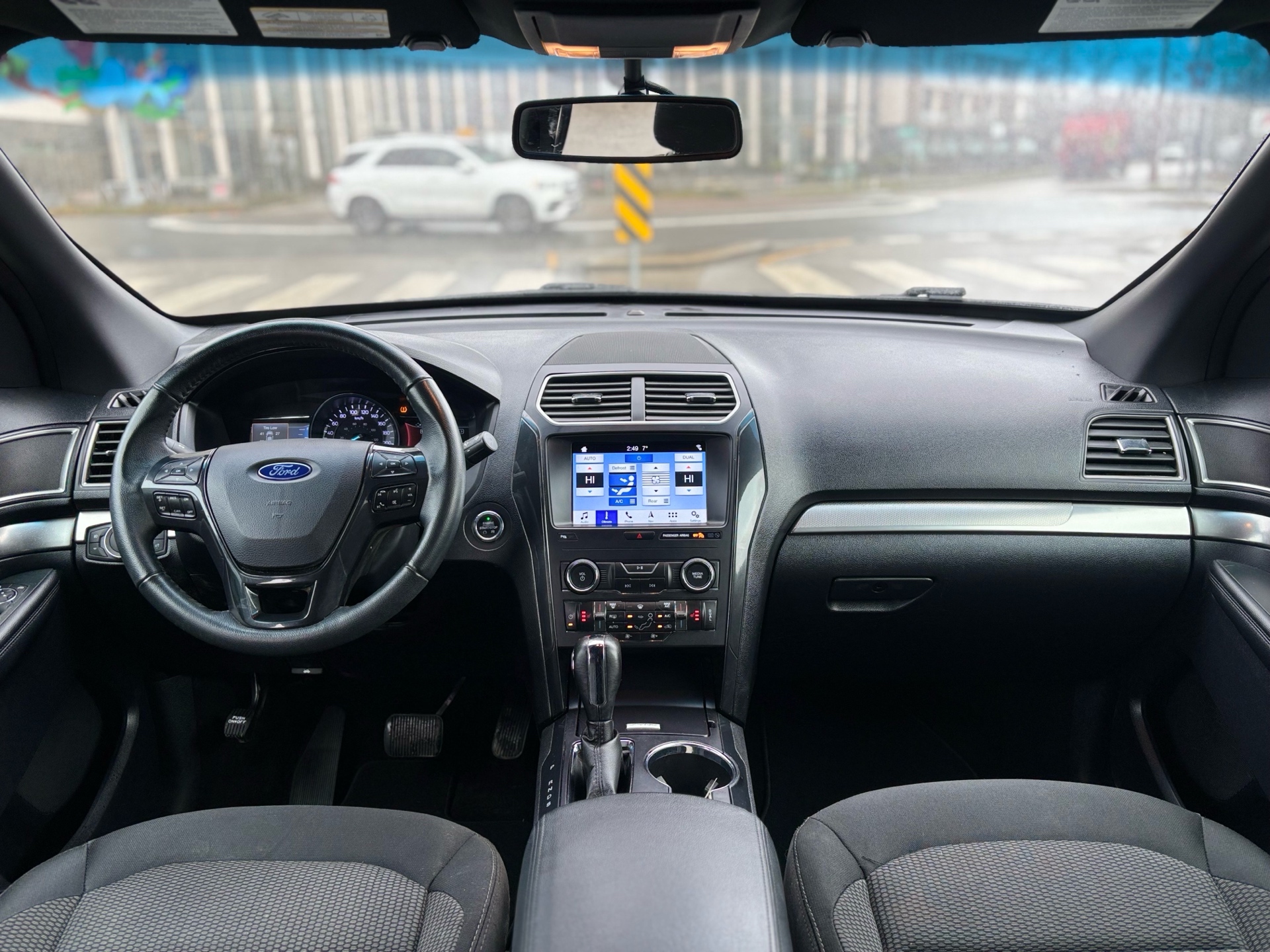 /canwestautoinc/2019-Ford-Explorer-8101325696278556.jpg