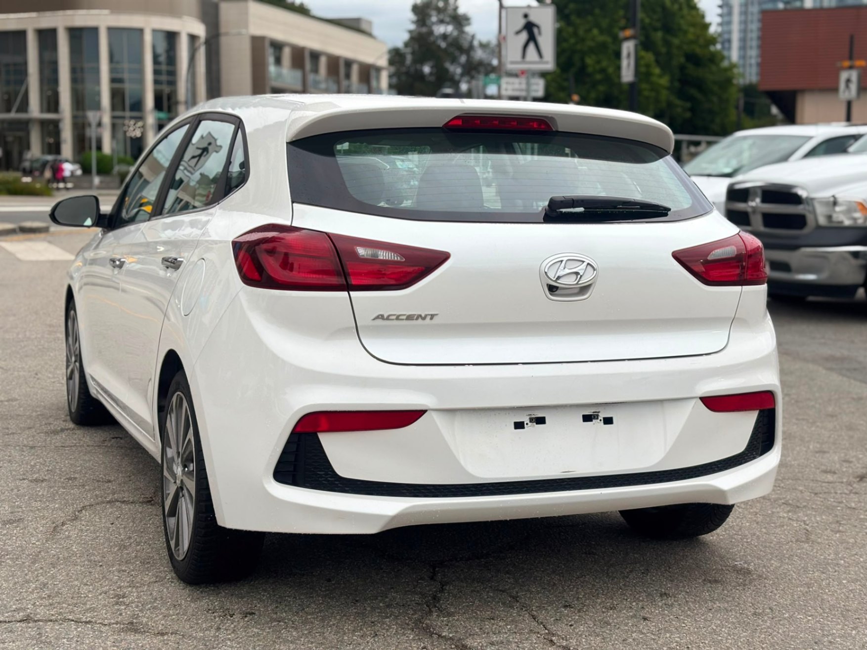 /canwestautoinc/2019-Hyundai-Accent-30272266894125965.jpg