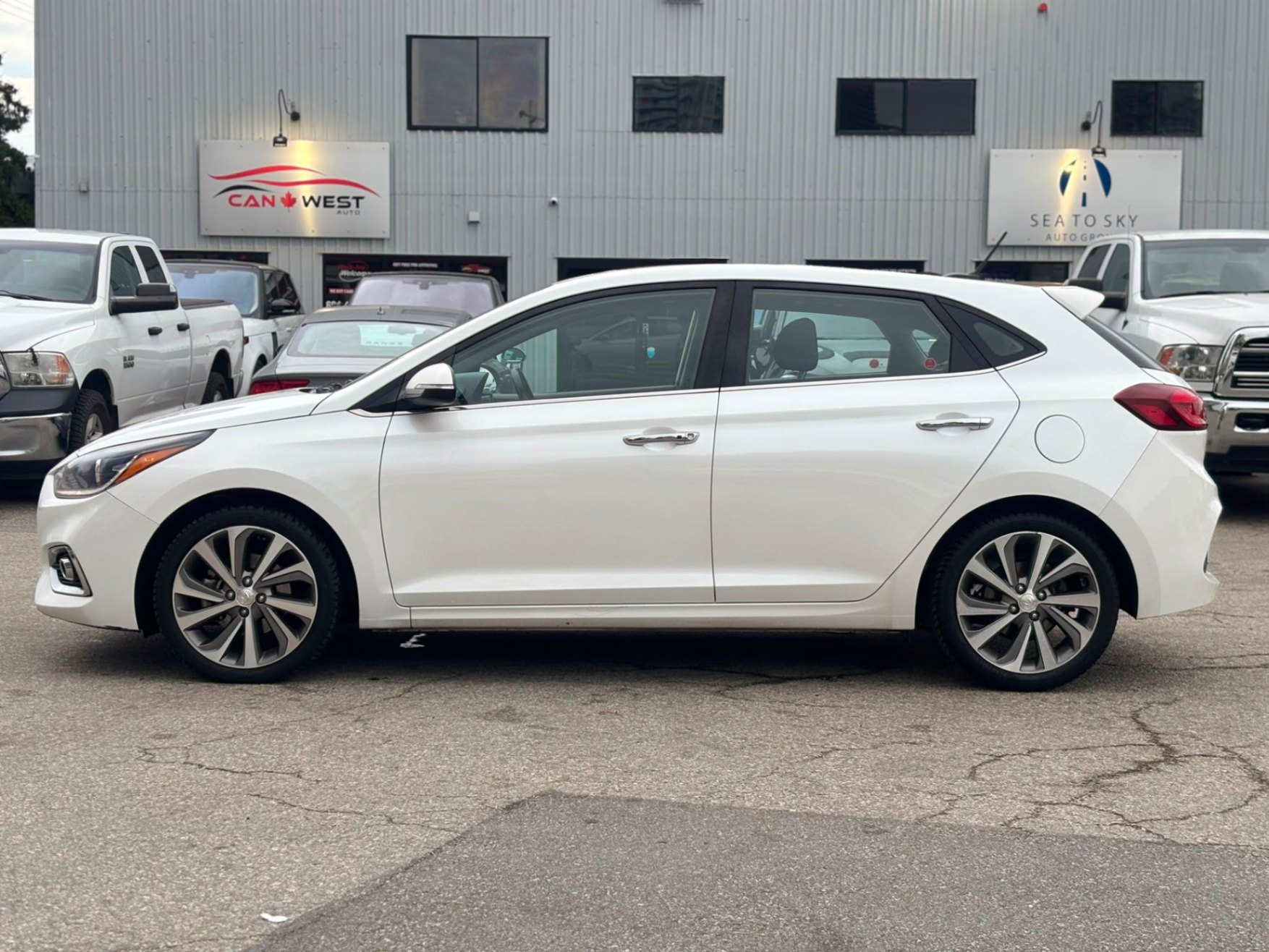 /canwestautoinc/2019-Hyundai-Accent-48165296885280884.jpg