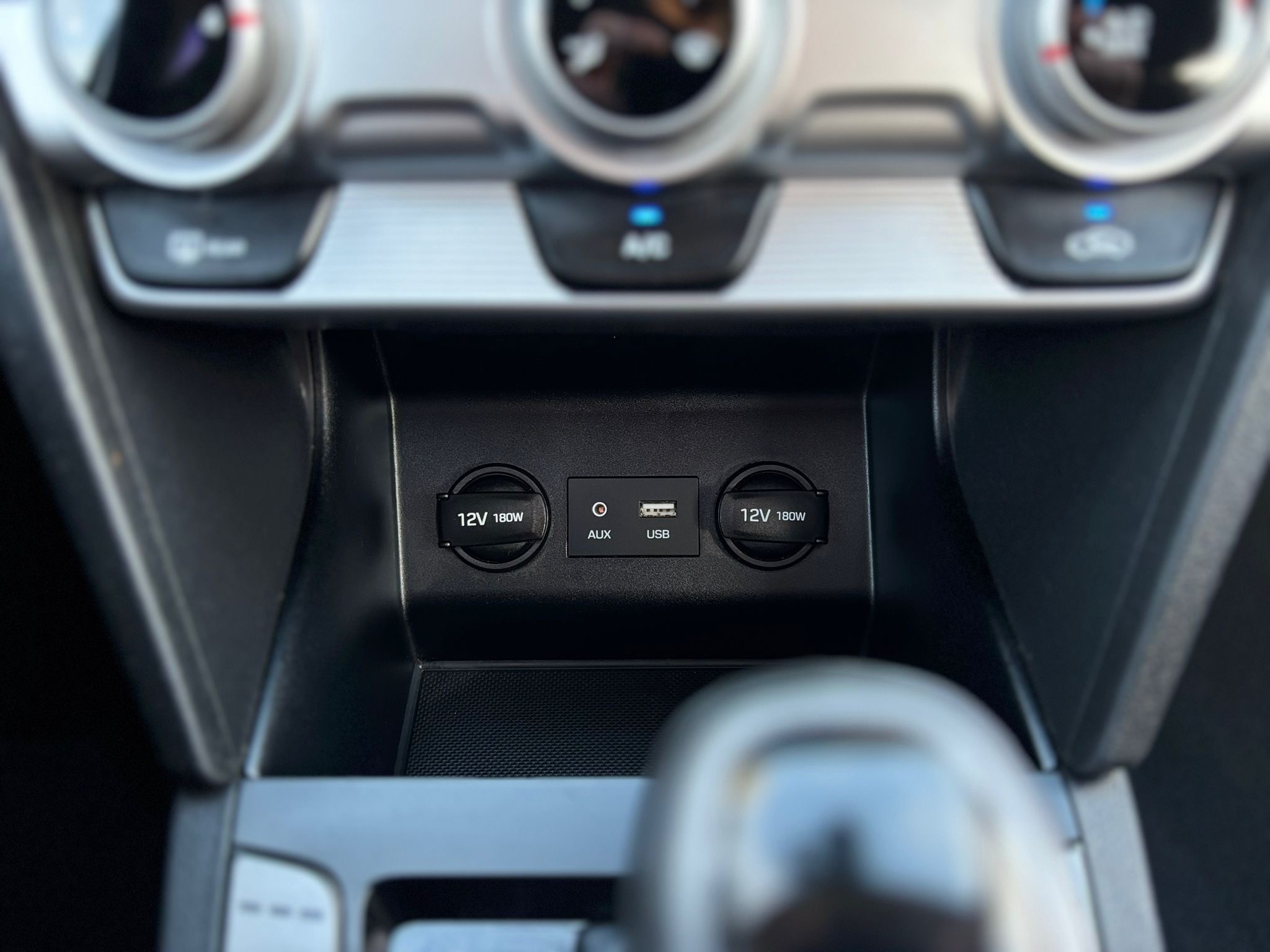 /canwestautoinc/2019-Hyundai-Elantra-4513711041067343.jpg
