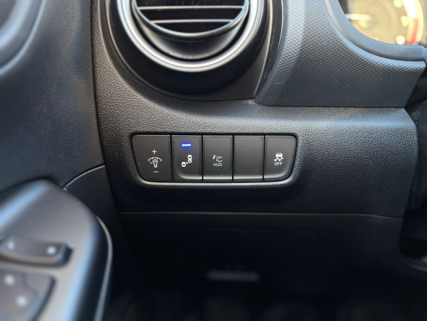 /canwestautoinc/2019-Hyundai-Kona-8351750026775426.jpg