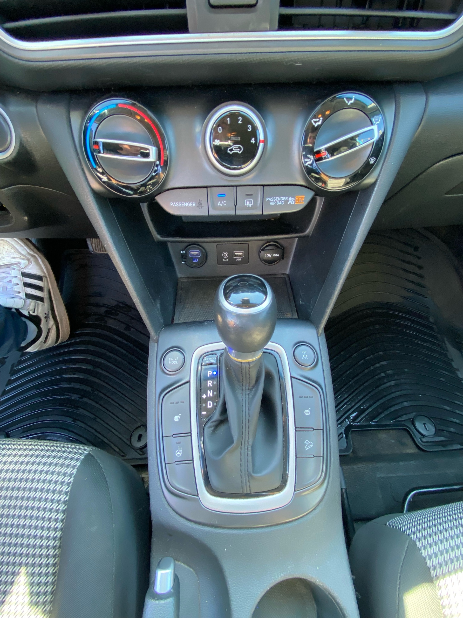 /canwestautoinc/2019-Hyundai-Kona-8792636848046462.jpg
