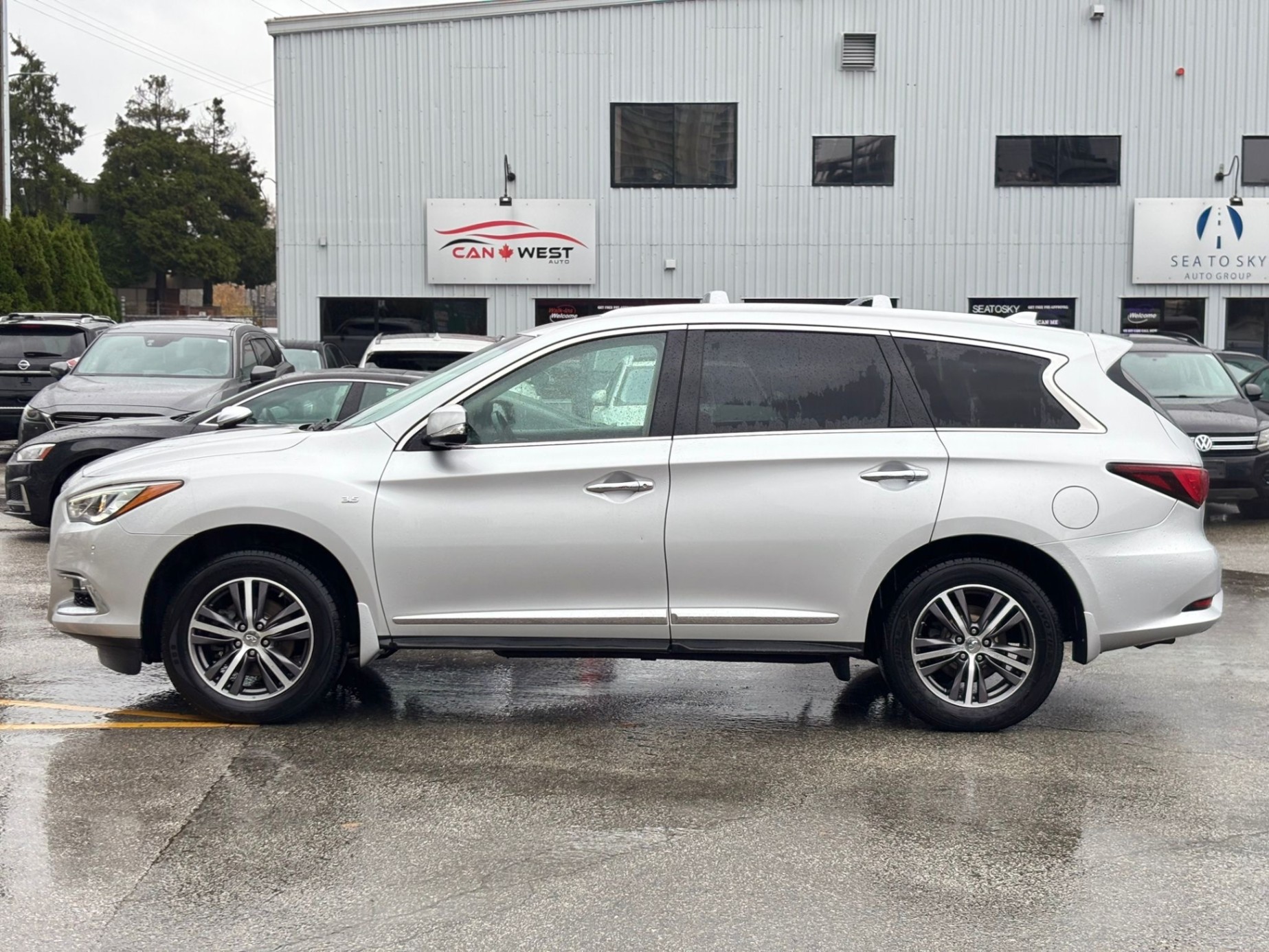 /canwestautoinc/2019-Infiniti-QX60-16753265832995368.jpg