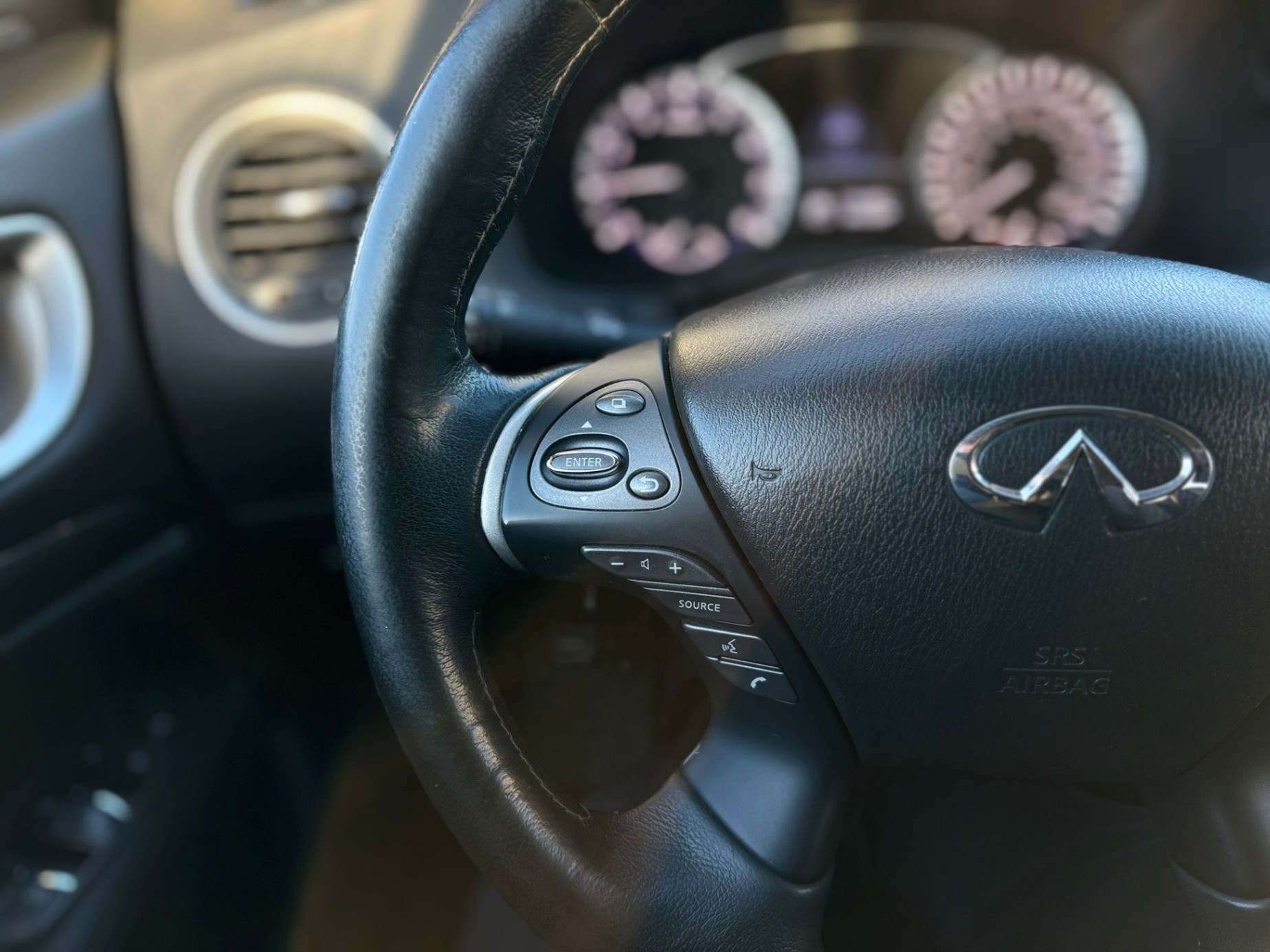/canwestautoinc/2019-Infiniti-QX60-9281118436536546.jpg