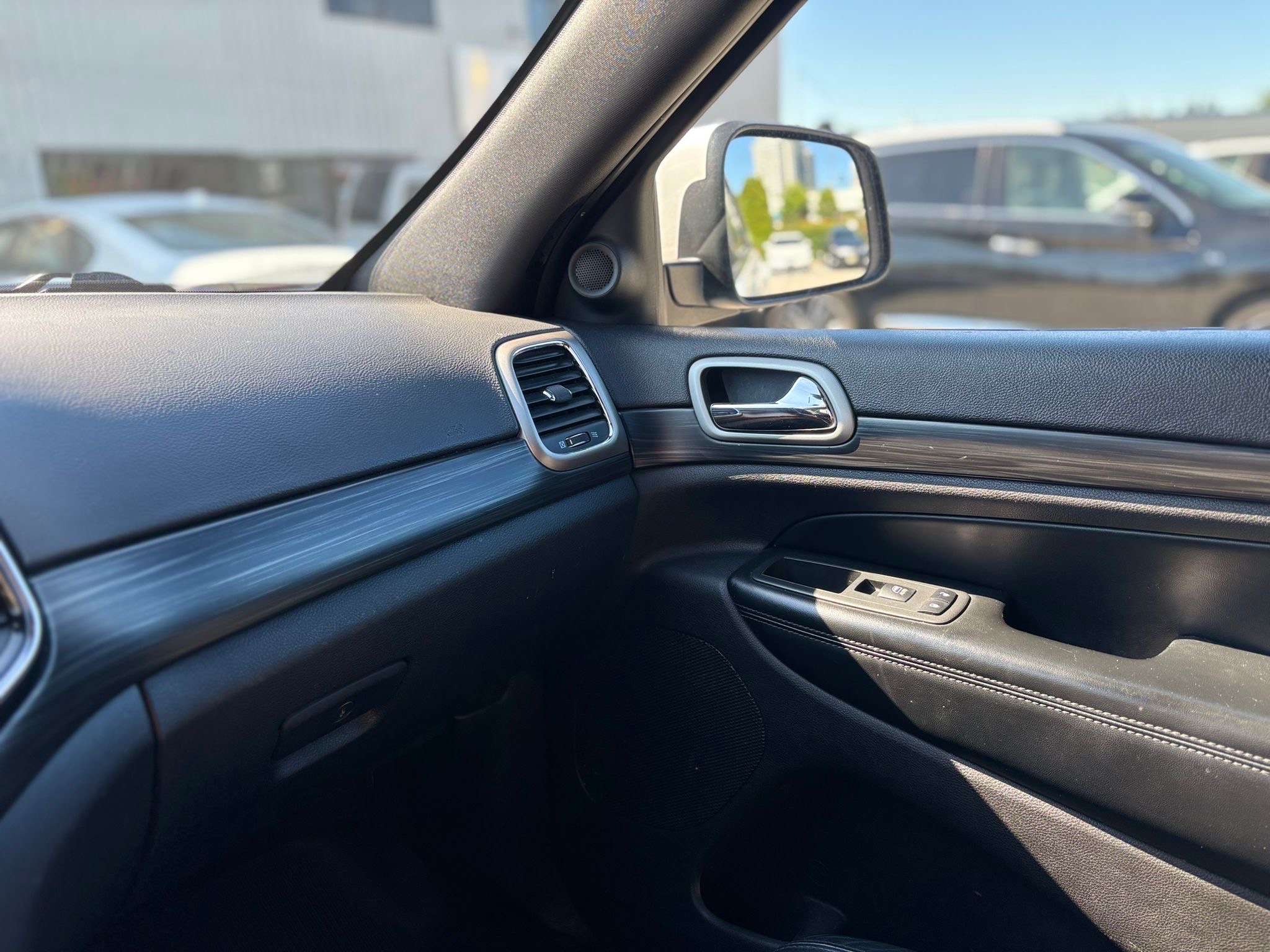 /canwestautoinc/2019-Jeep-GrandCherokee-2815850929189063.jpg