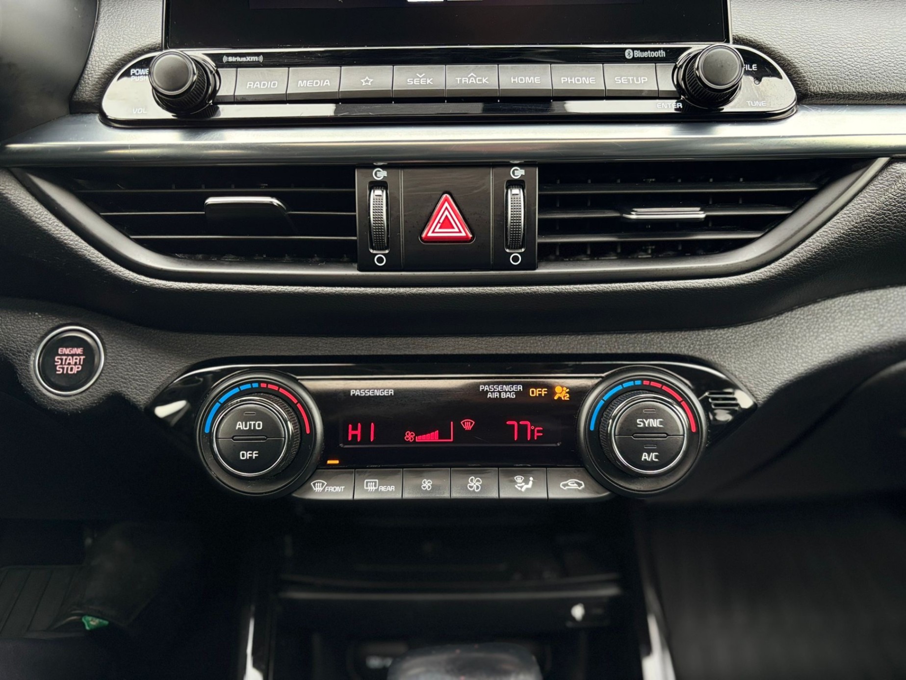/canwestautoinc/2019-Kia-Forte-08347288246665974.jpg