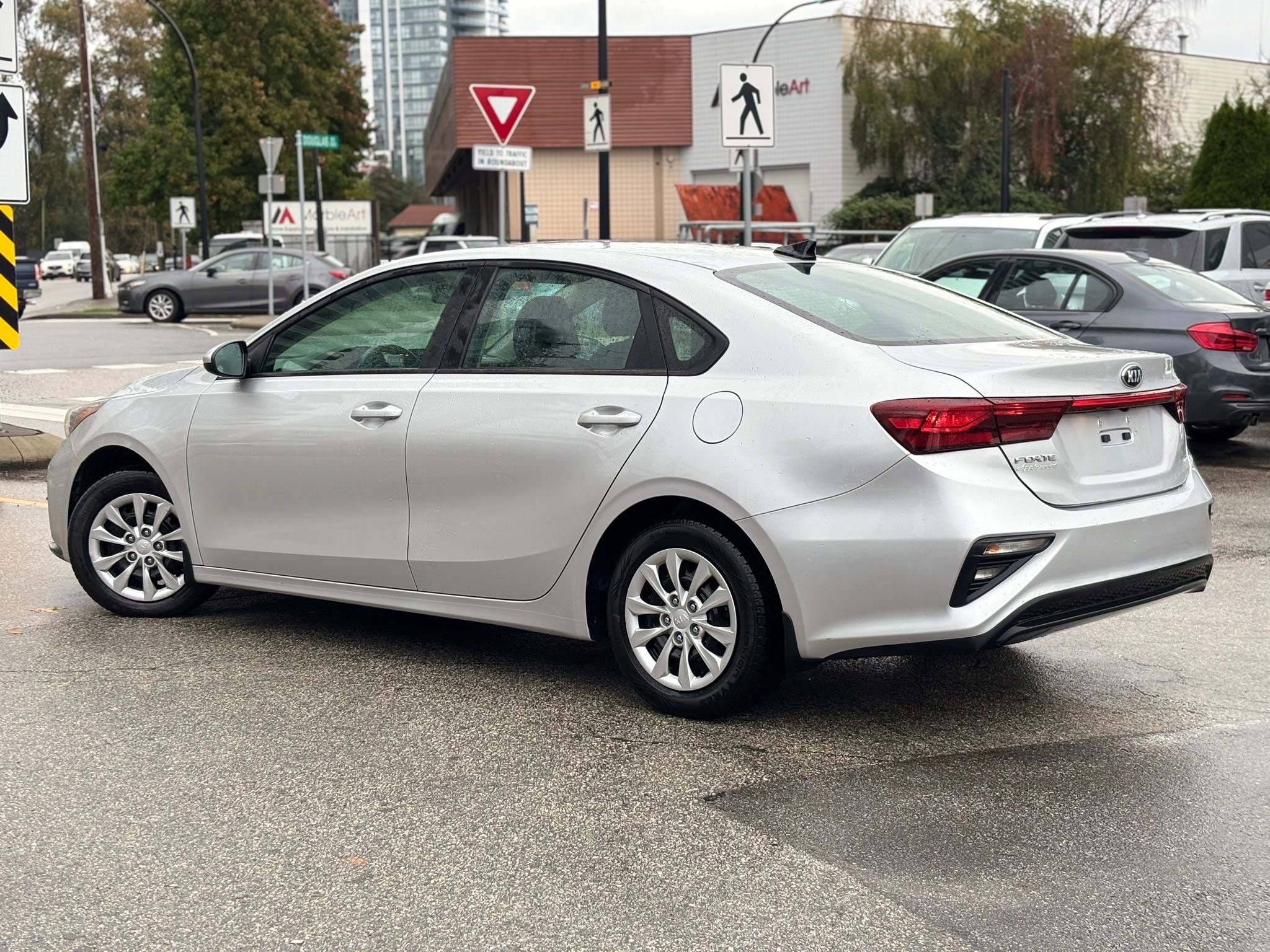 /canwestautoinc/2019-Kia-Forte-4152987455620618.jpg