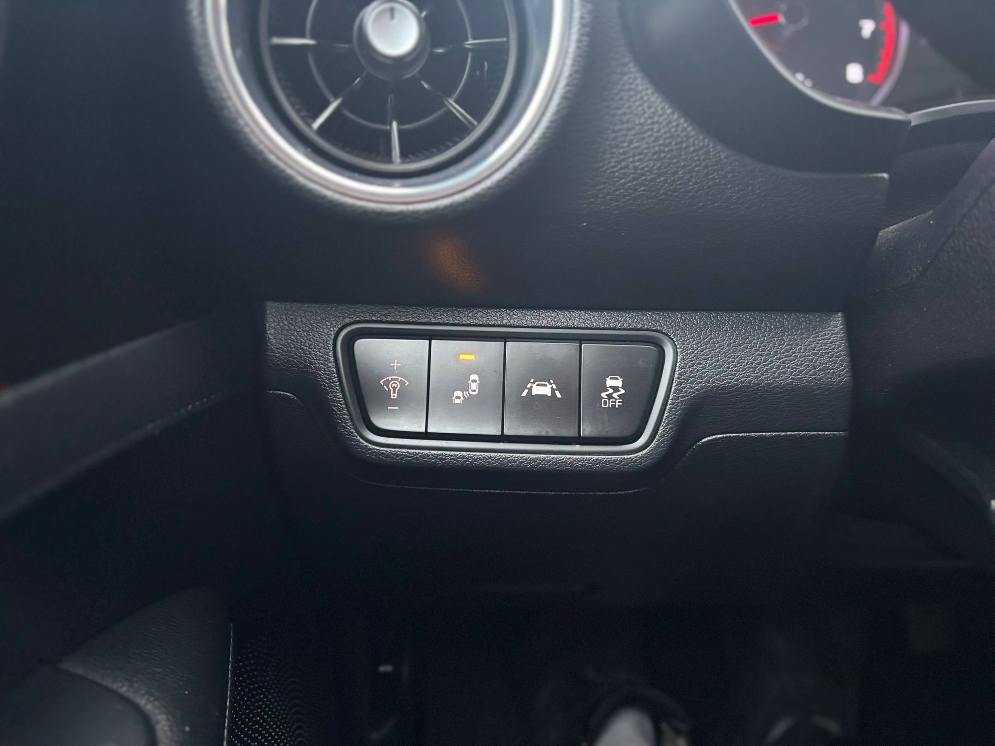 /canwestautoinc/2019-Kia-Forte-6154972184239138.jpg