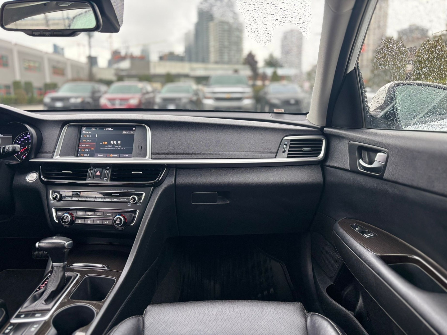/canwestautoinc/2019-Kia-Optima-1682763139291723.jpg