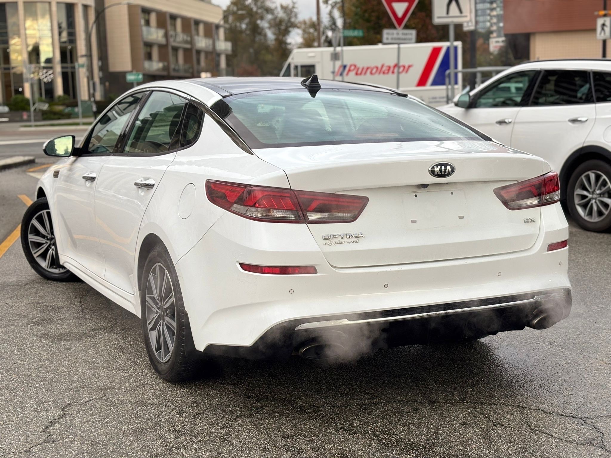 /canwestautoinc/2019-Kia-Optima-47725978885811227.jpg