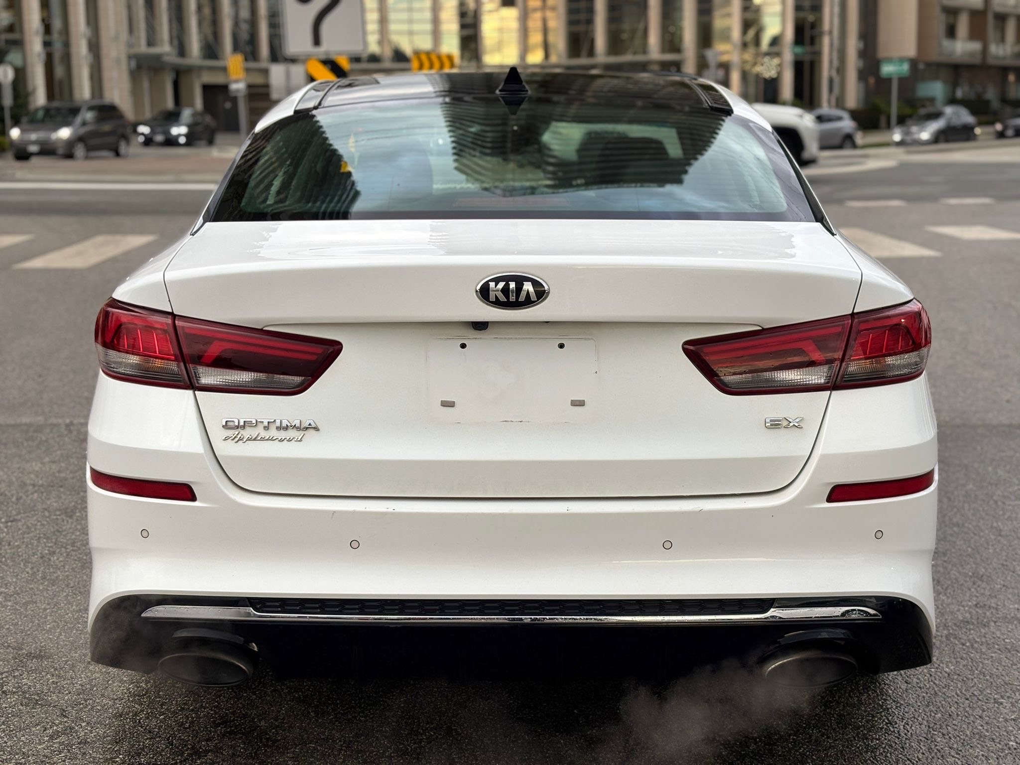 /canwestautoinc/2019-Kia-Optima-766950582763704.jpg