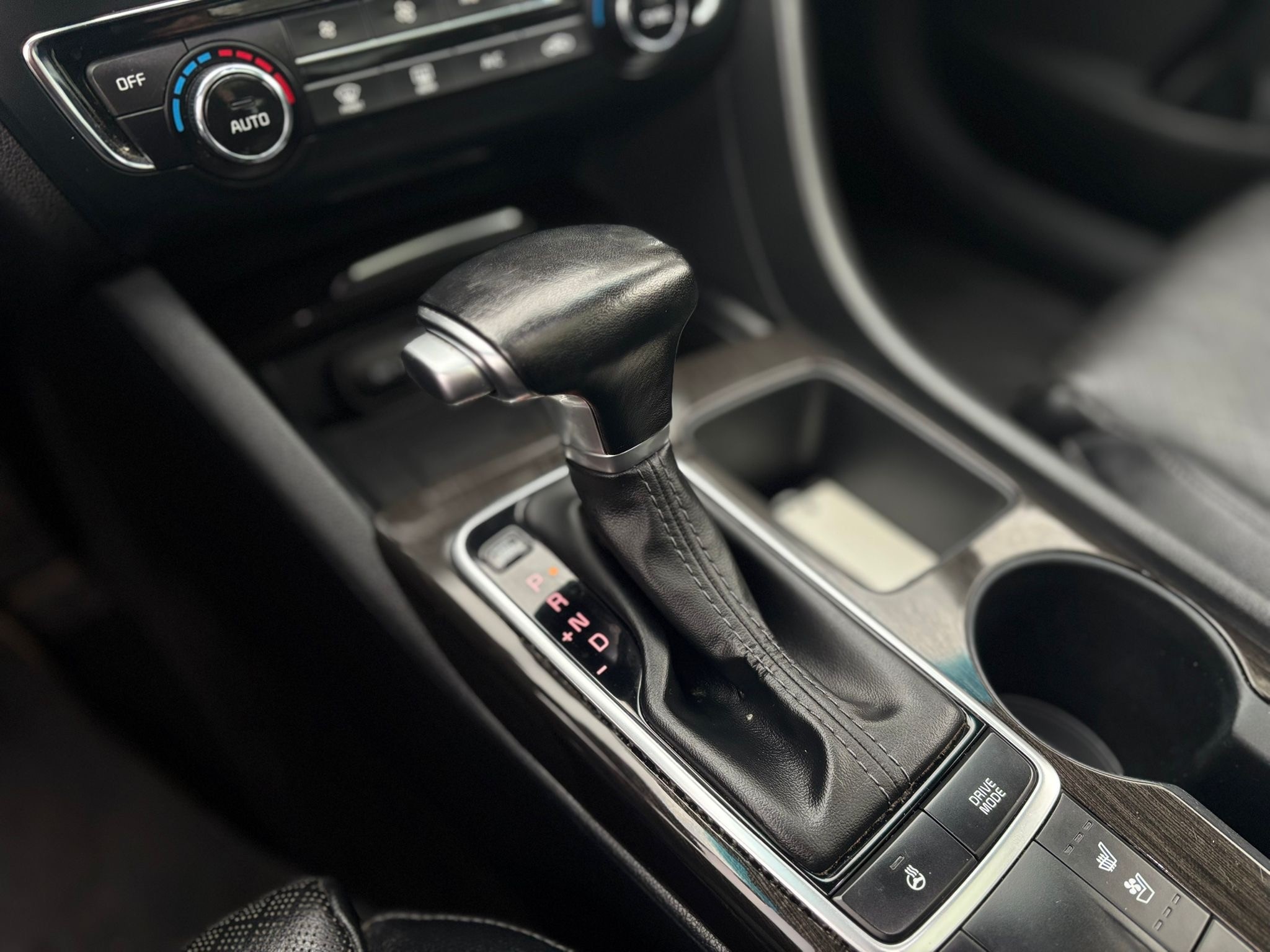 /canwestautoinc/2019-Kia-Optima-800282950544414.jpg