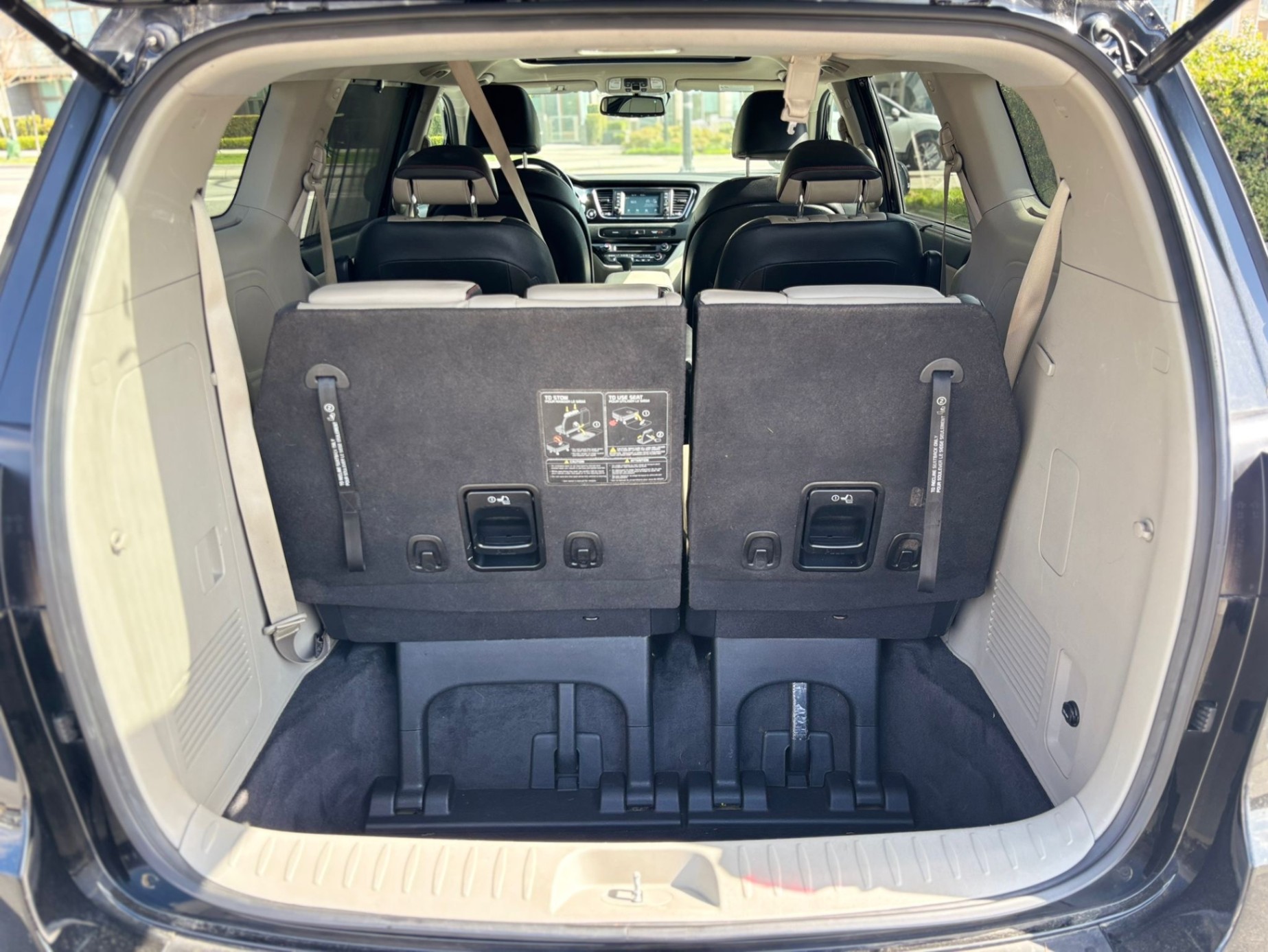 /canwestautoinc/2019-Kia-Sedona-46456757247221825.jpg