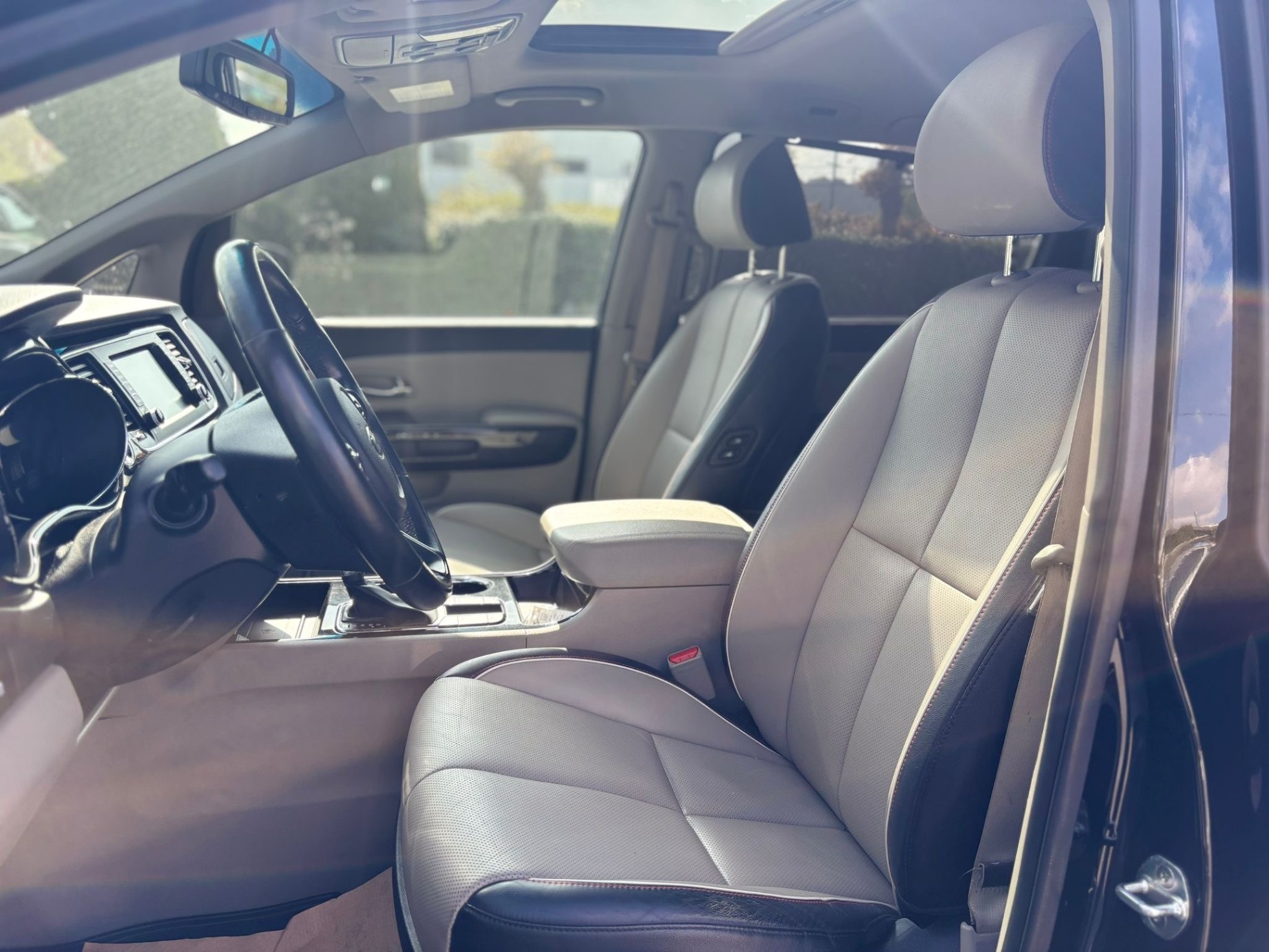 /canwestautoinc/2019-Kia-Sedona-8955966507923683.jpg