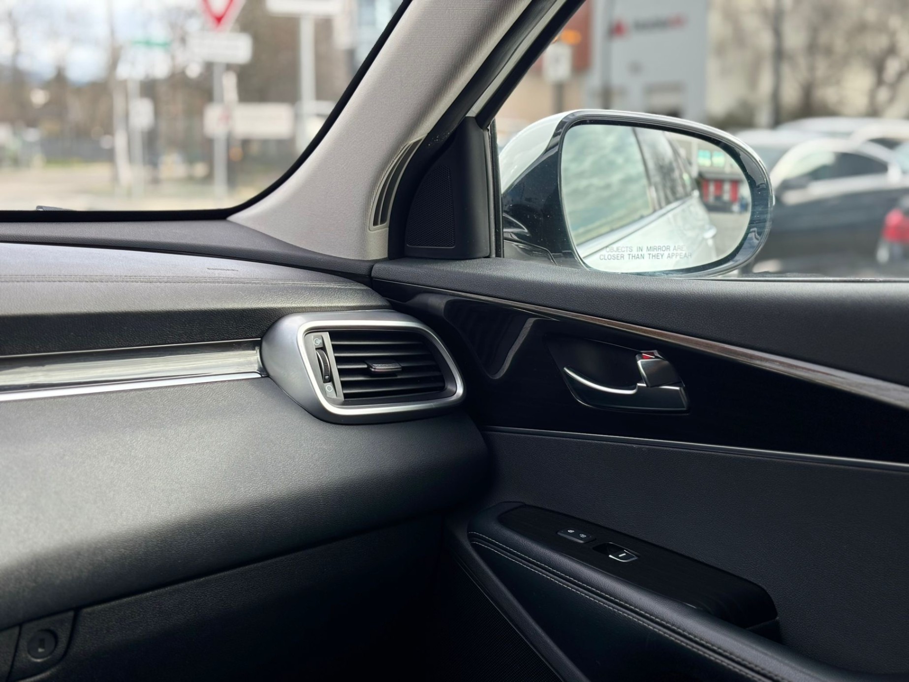 /canwestautoinc/2019-Kia-Sorento-1528790030232381.jpg