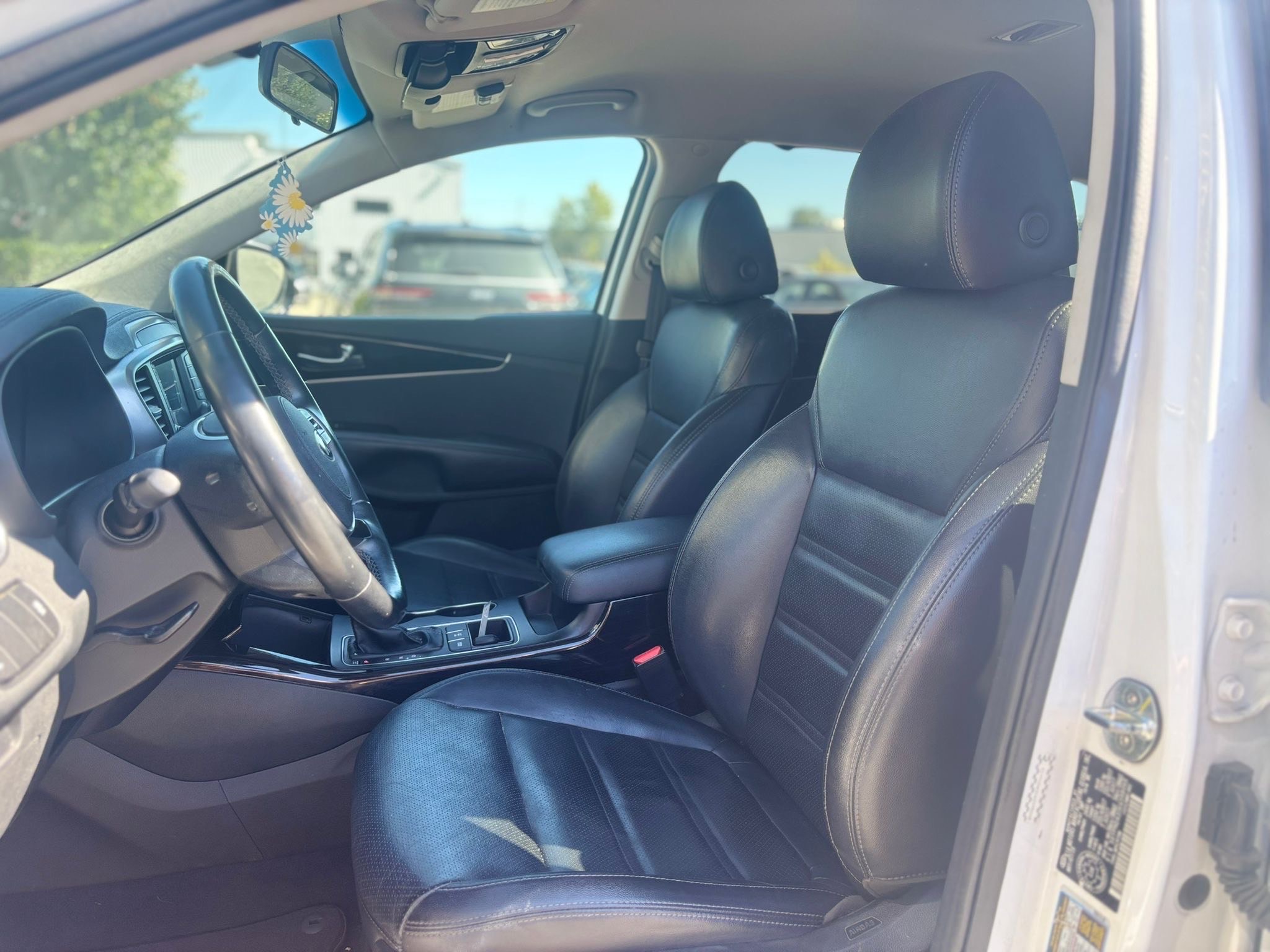 /canwestautoinc/2019-Kia-Sorento-17292593837250214.jpg