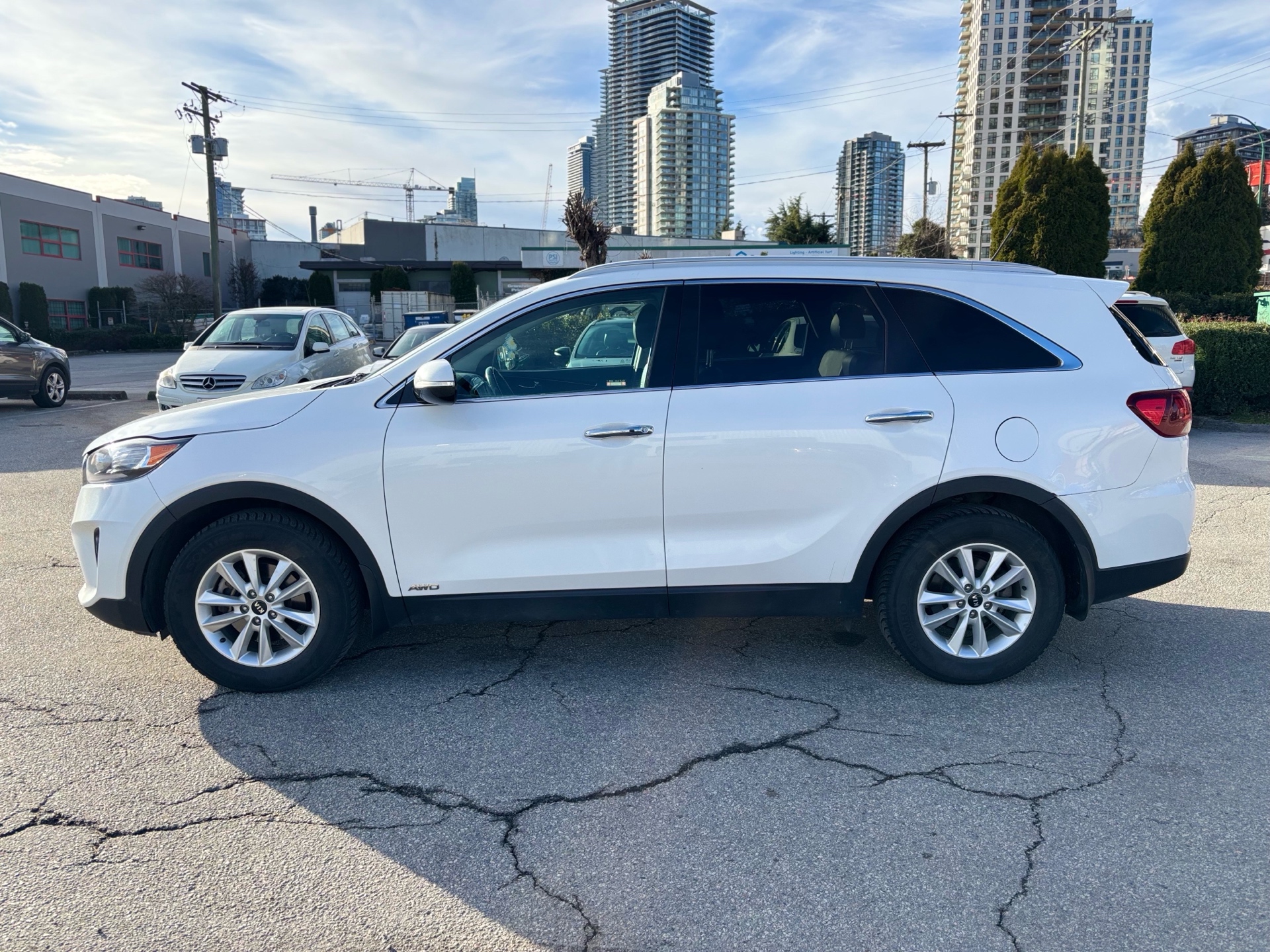 /canwestautoinc/2019-Kia-Sorento-3812594469622057.jpg