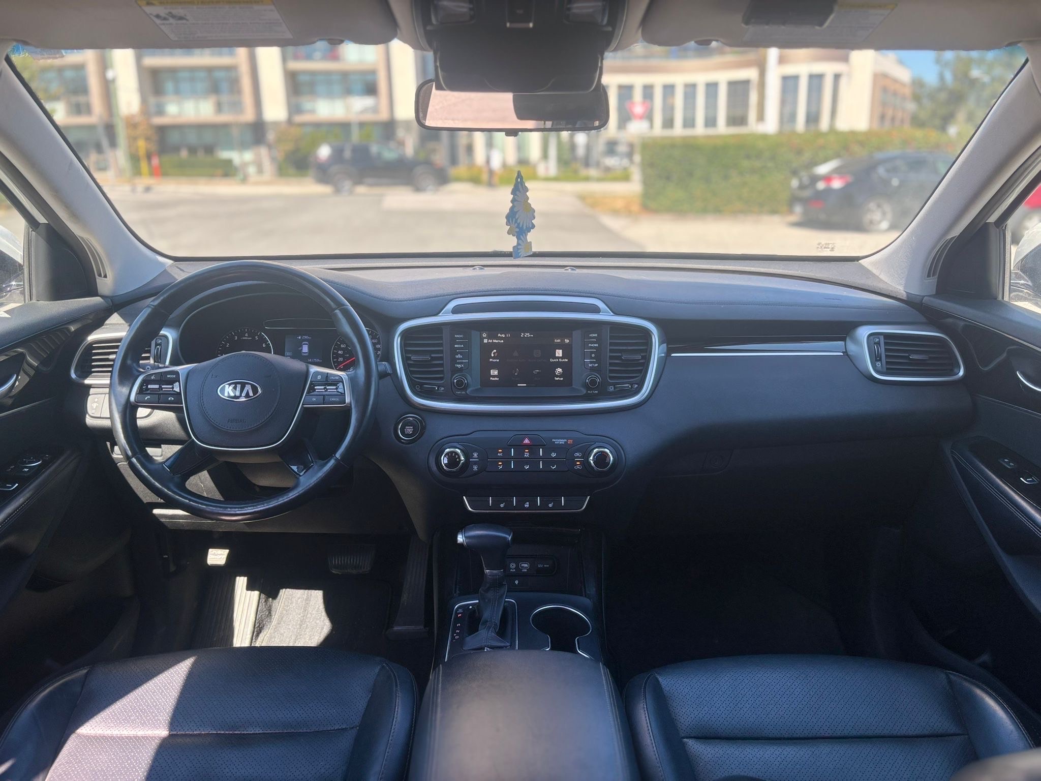 /canwestautoinc/2019-Kia-Sorento-46662618603535577.jpg