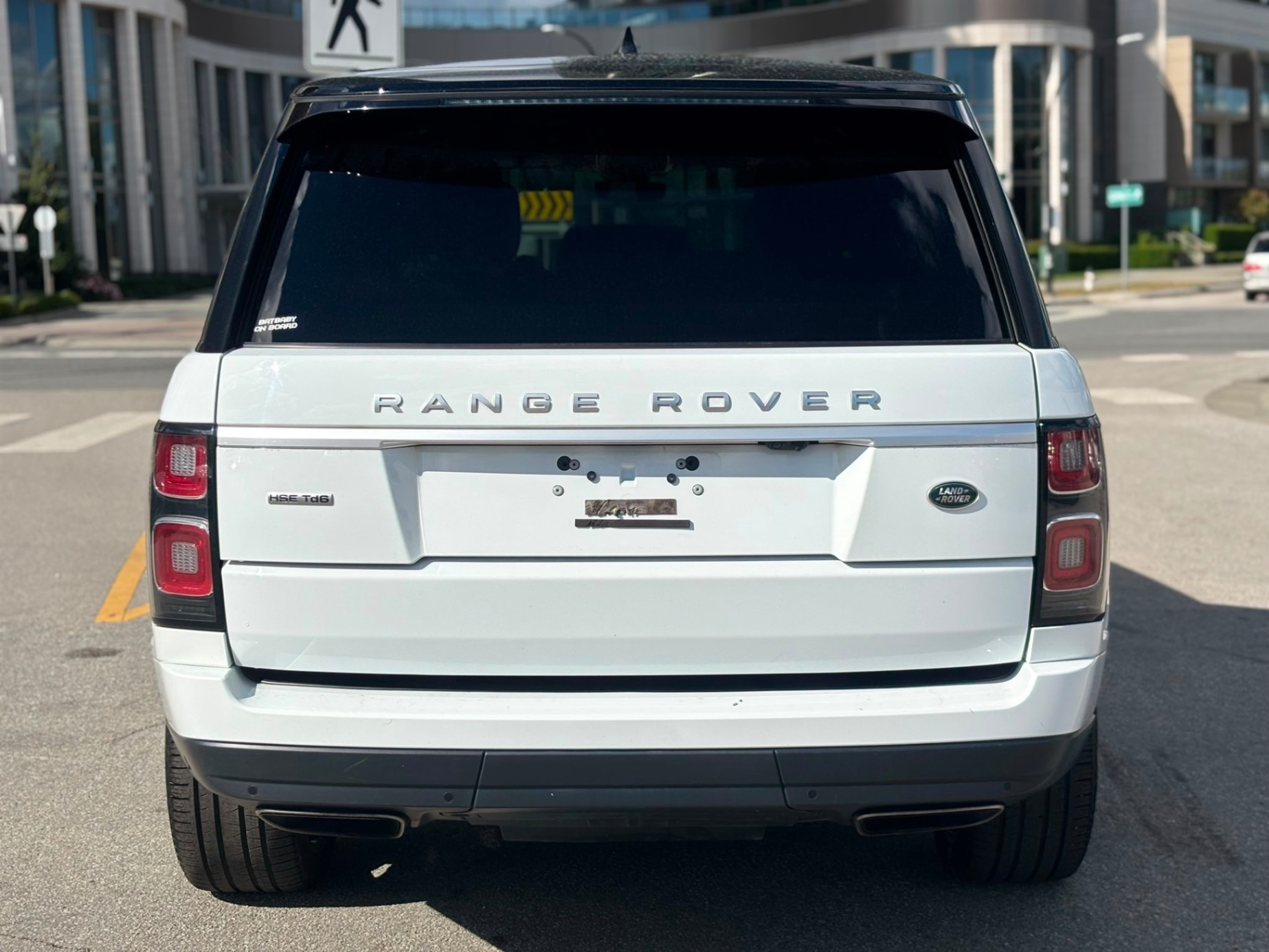 /canwestautoinc/2019-LandRover-RangeRover-12085739539853524.jpg