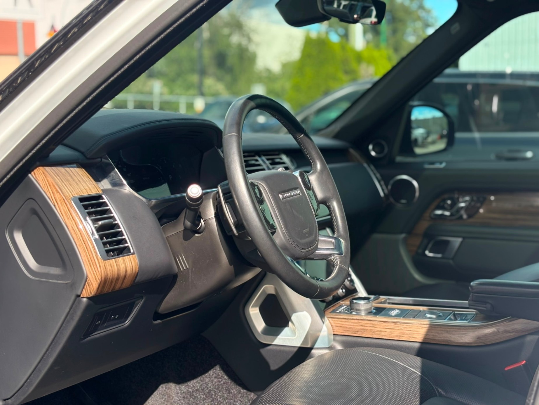 /canwestautoinc/2019-LandRover-RangeRover-5238738734388144.jpg